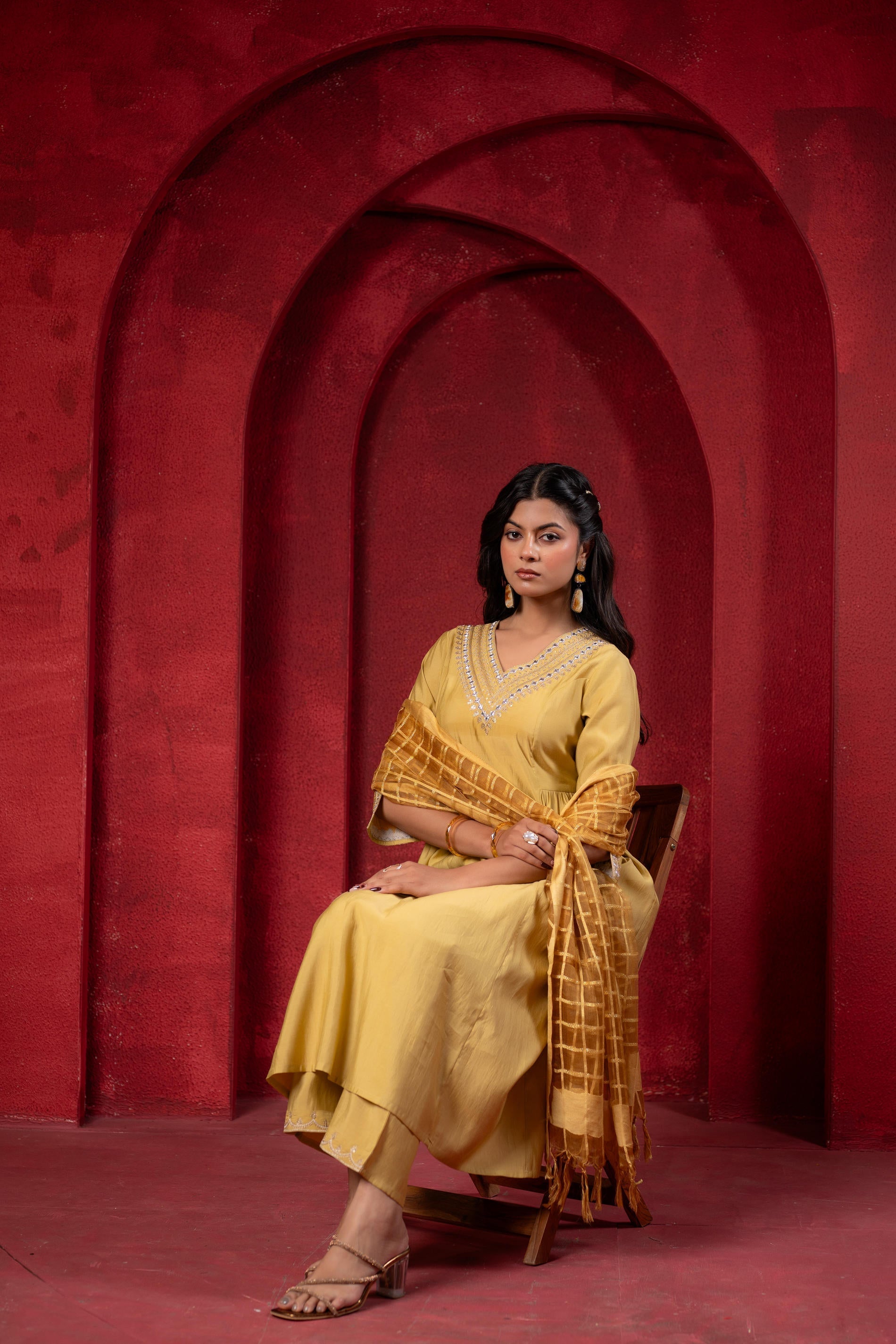 Juniper Mustard Elegance Chanderi Kurta Set With Geometric Dupatta - Distacart
