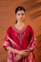 Juniper Fuchsia Zari Embroidered Straight Kurta Set With Floral Printed Dupatta - Distacart