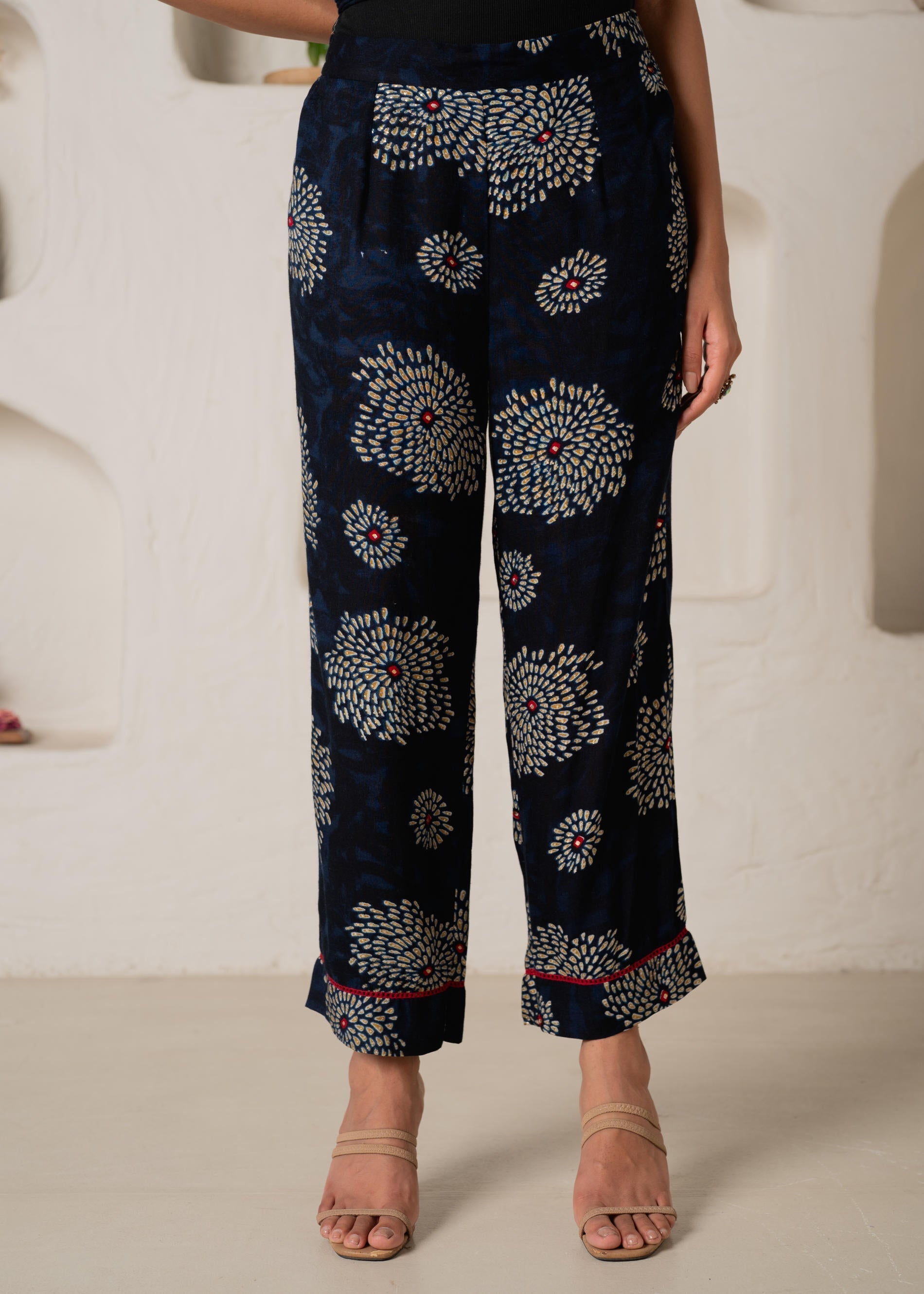 Juniper Women'S Navy Floral Printed Kurta With Pant Set - Distacart