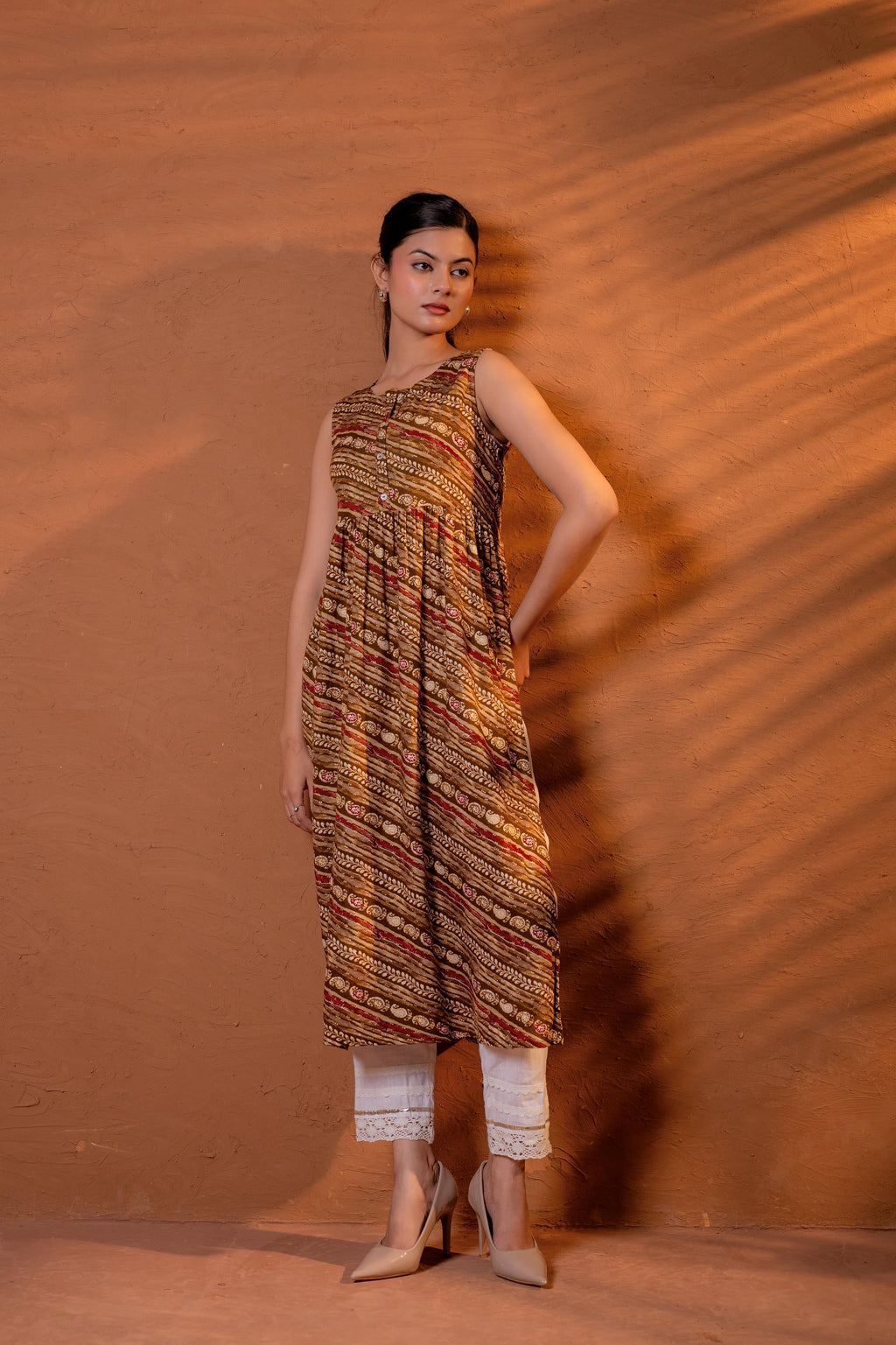 Juniper Rust Tribal Wave Printed Sleeveless Flared Kurta - Distacart