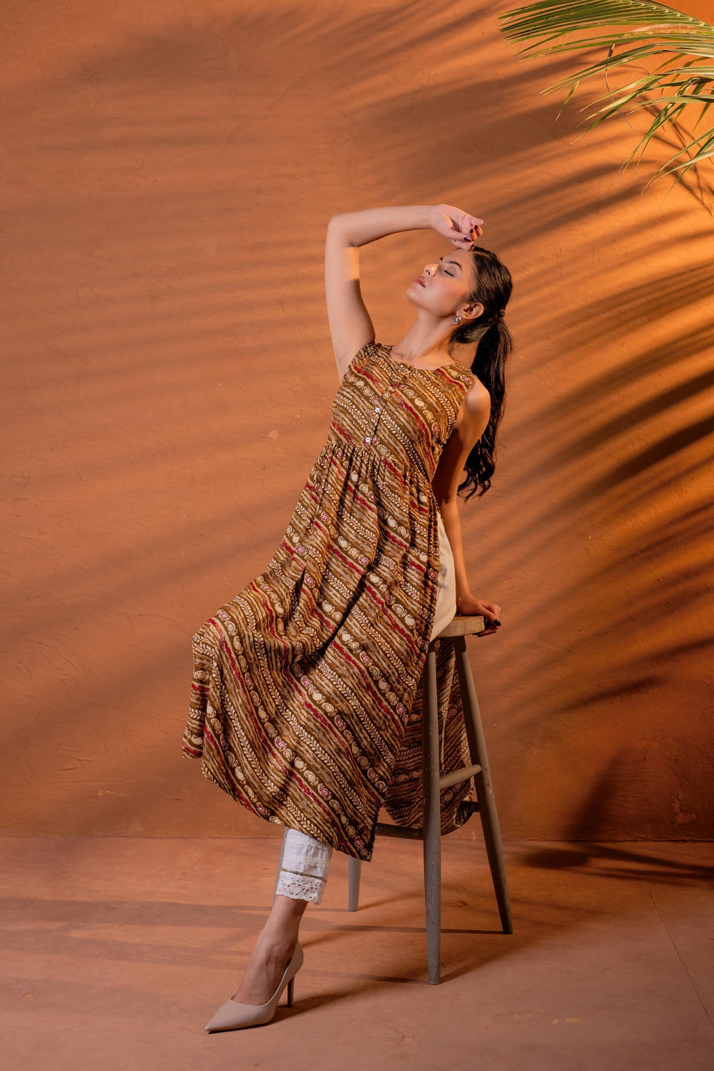 Juniper Rust Tribal Wave Printed Sleeveless Flared Kurta - Distacart