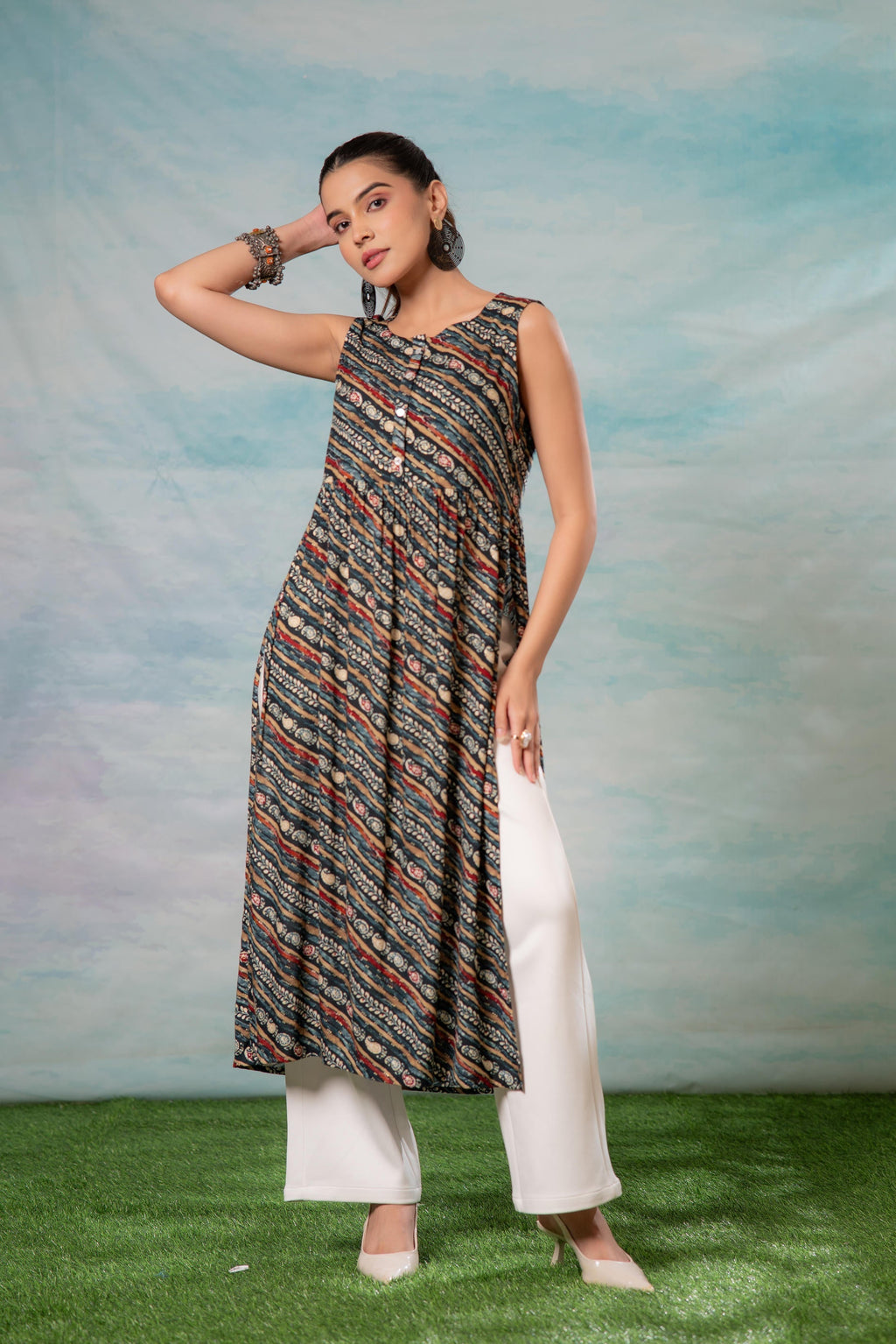 Juniper Women'S Navy Ethnic Motif Printed Sleeveless Kurta - Distacart