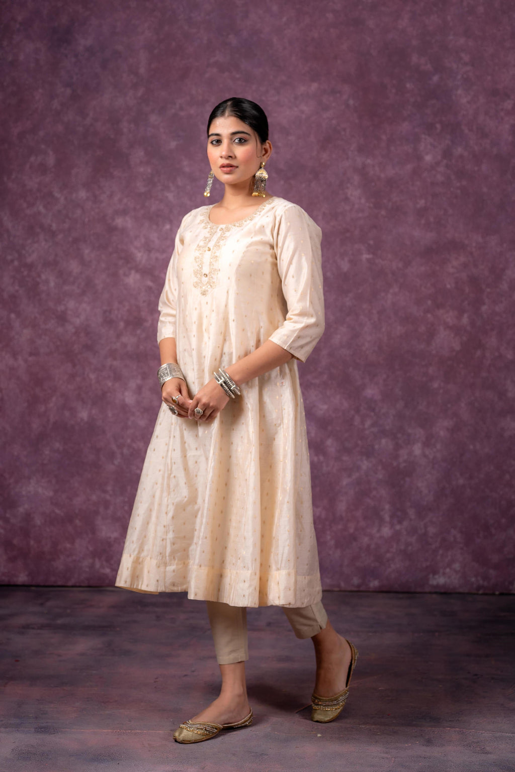 Juniper Ivory Noor A-Line Kurta - Distacart