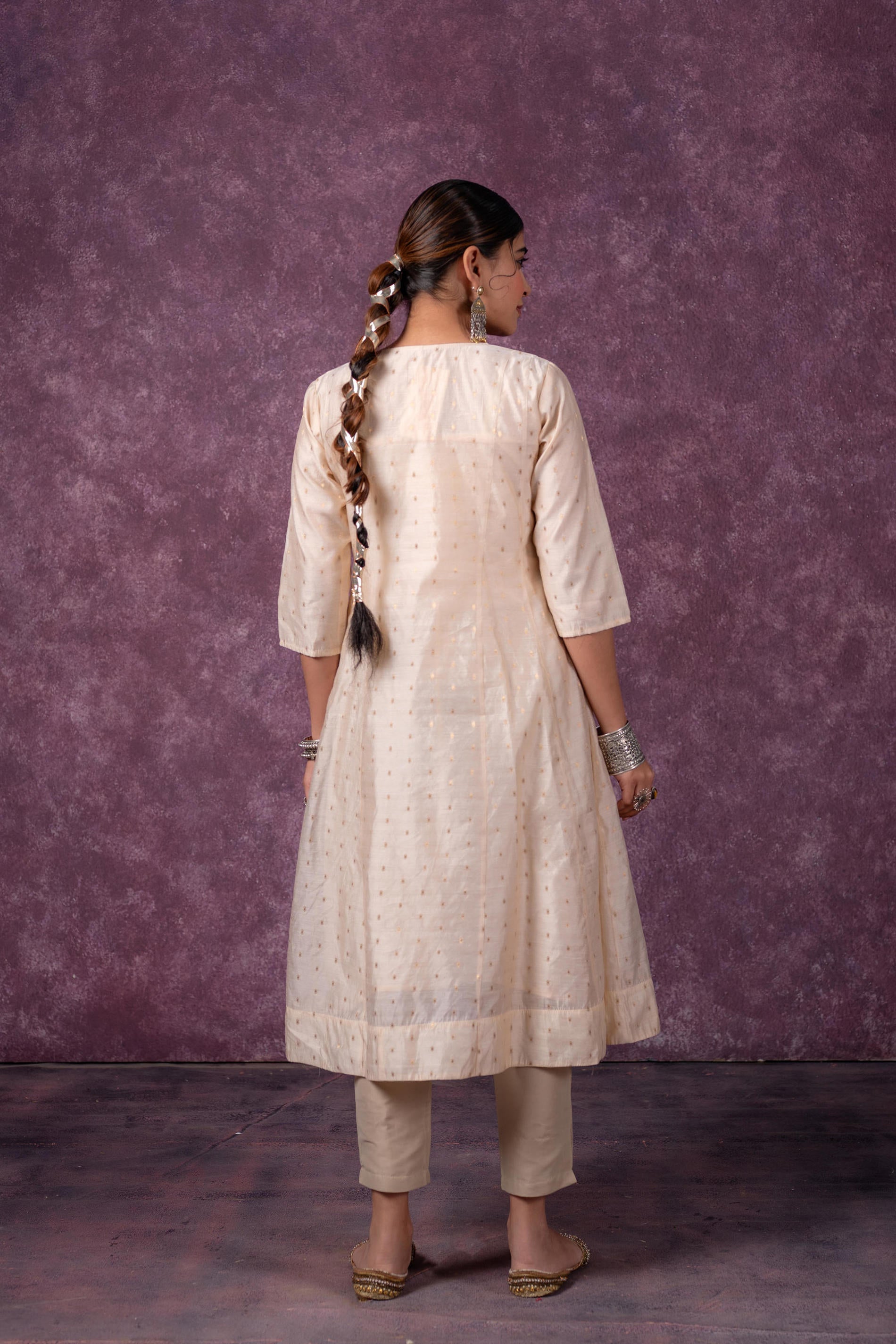 Juniper Ivory Noor A-Line Kurta - Distacart