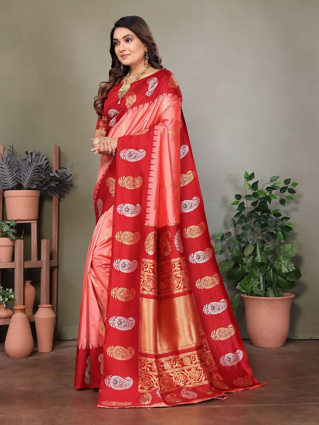 Joban Fashion Banarasi Light Pink Butti Soft Silk Saree - Distacart