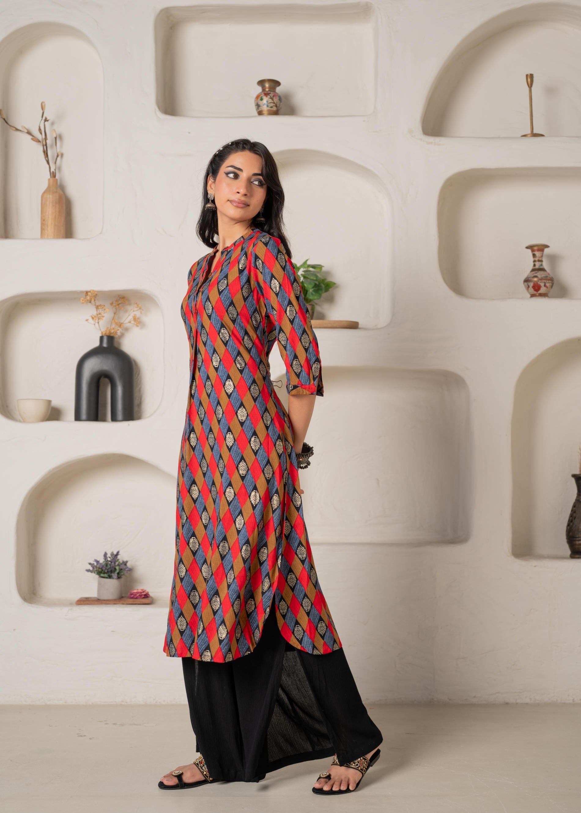 Juniper Geometric Printed Straight Kurta - Distacart