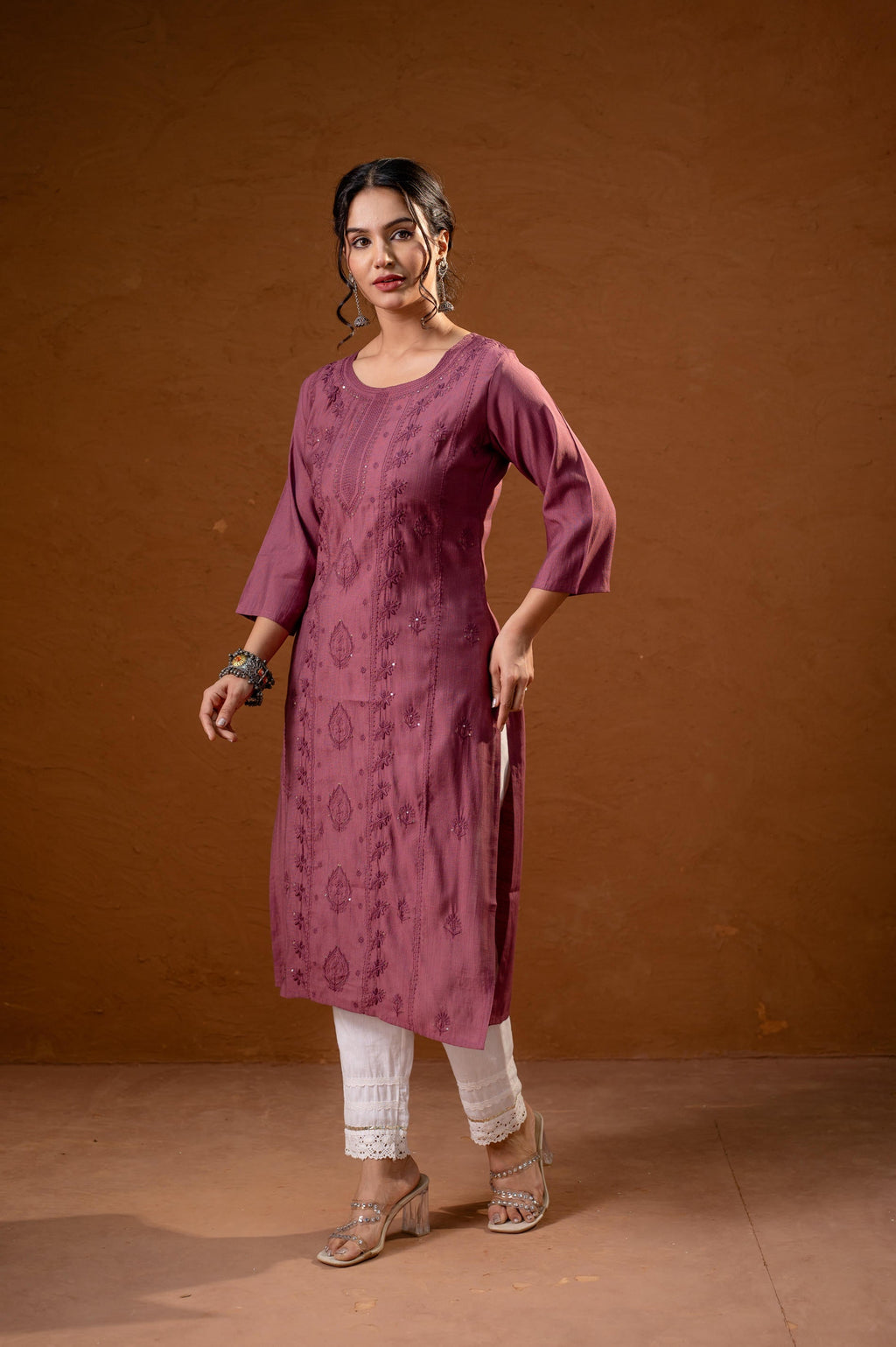 Juniper Dusty Pink Embroidered Kurta - Distacart