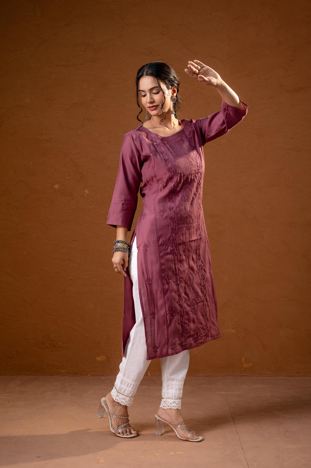 Juniper Dusty Pink Embroidered Kurta - Distacart