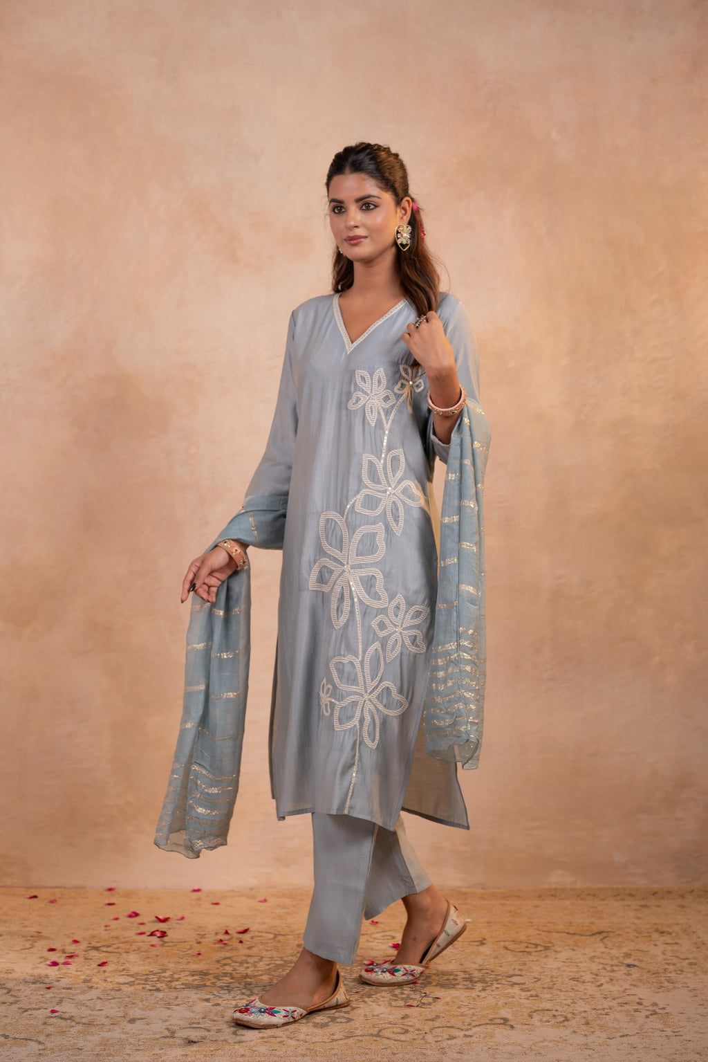 Juniper Grey Serenity Embroidered Suit Set - Distacart