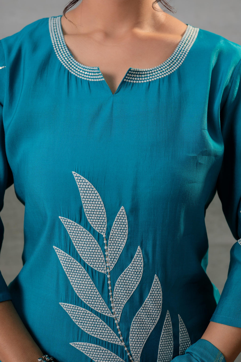 Juniper Rama Leaf-Print Straight Kurta Set With Pant & Zari-Lined Dupatta - Distacart