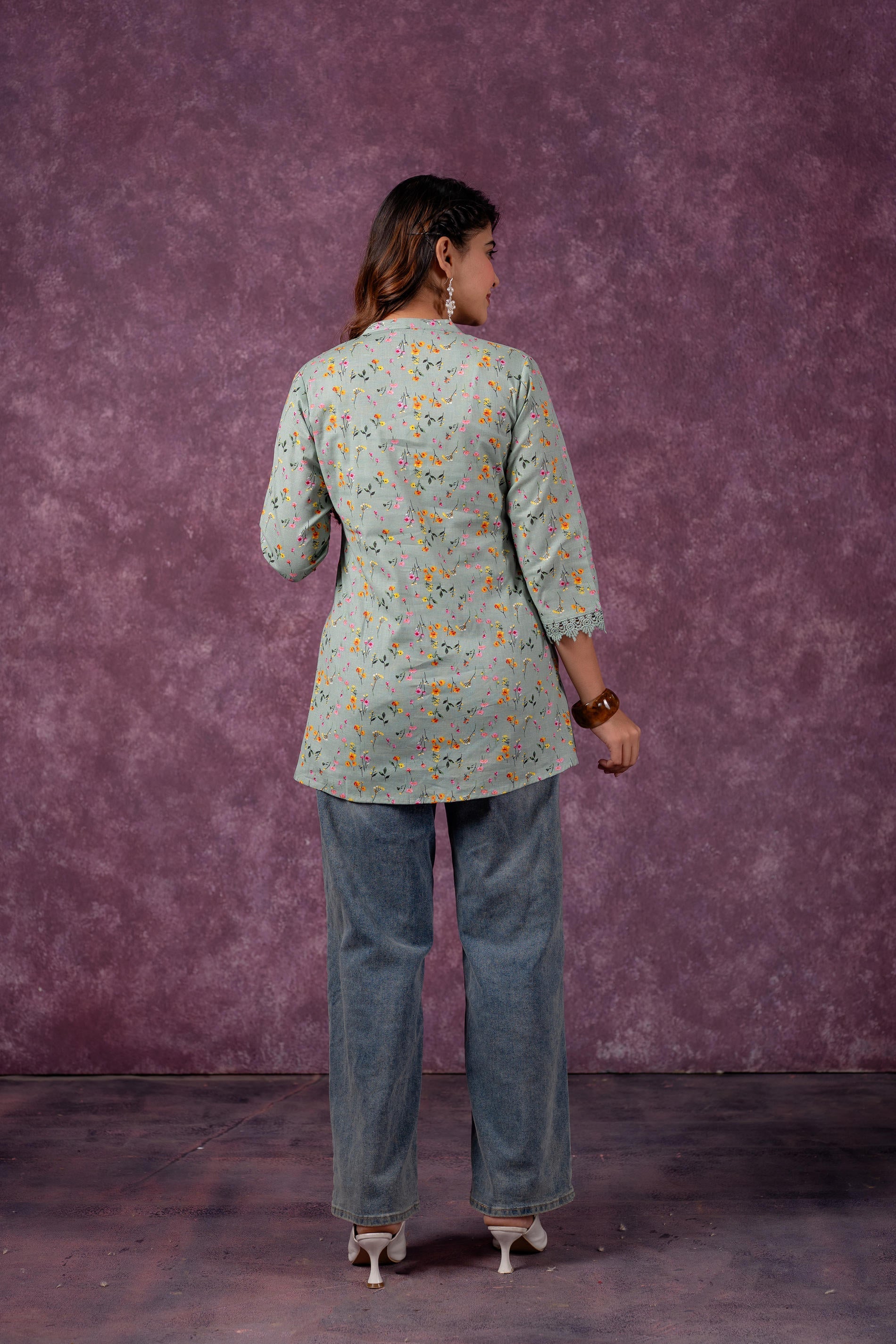 Juniper Sage Green Blossom Printed Short Peplum Kurti With Lace Sleeves