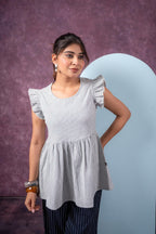 Juniper Urban Stripe Breeze Top - Distacart