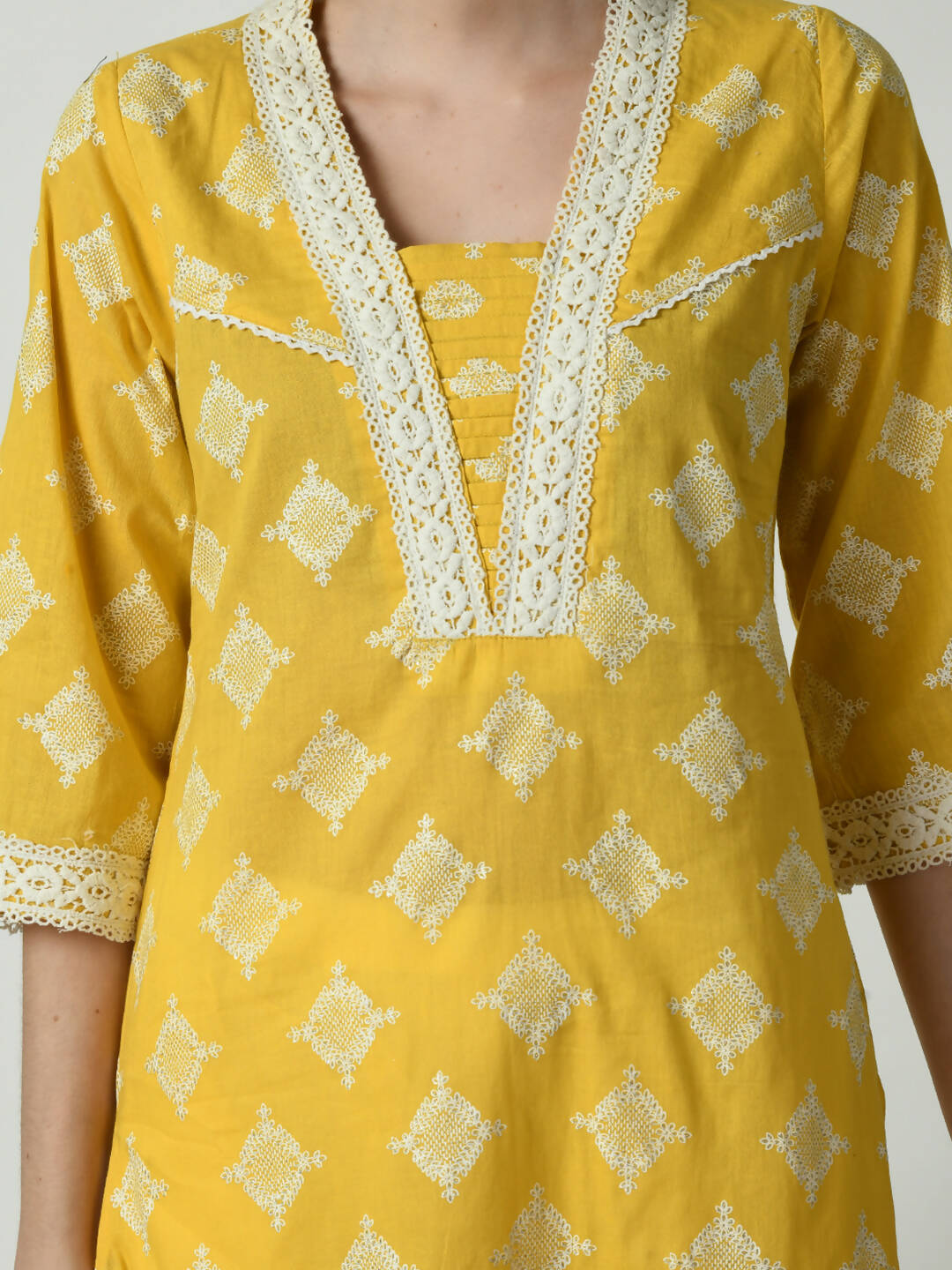 Myshka Women's Yellow Straight Printed Kurta