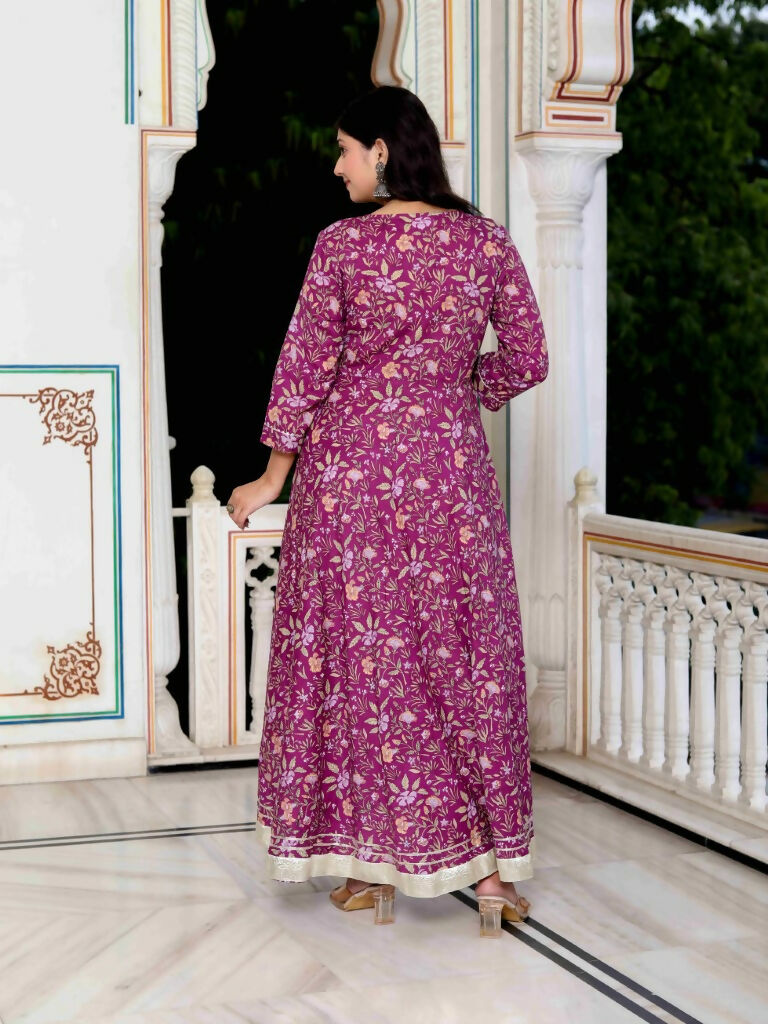 Miravan Women's Cotton Gotapatti And Lace Border Details Floral Printed Purple Anarkali Kurta