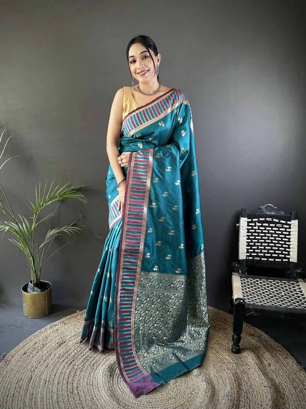 Joban Fashion Teal Blue Woven Zari Motifs Lichi Silk Banarasi Silk Saree - Distacart