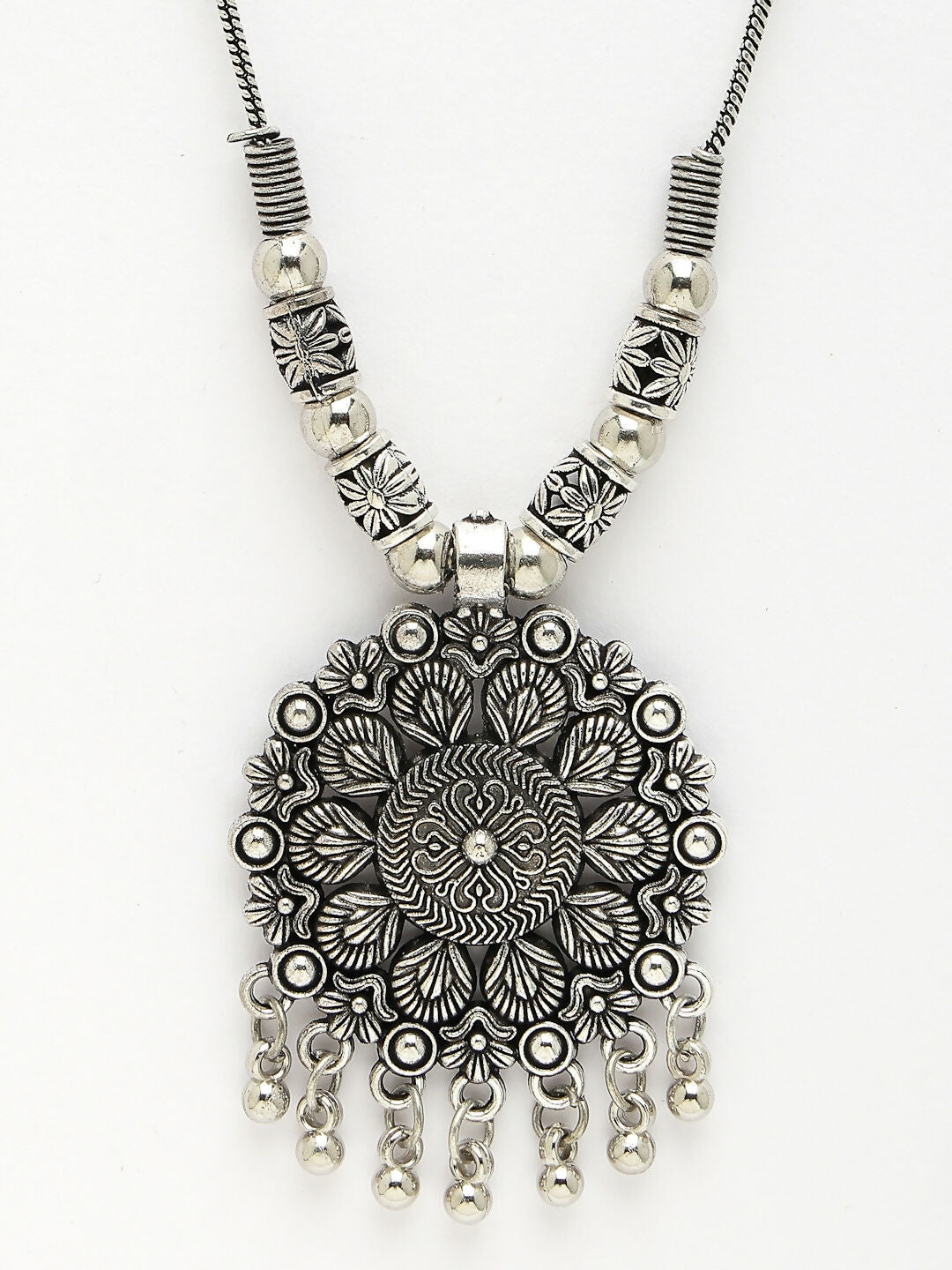 NVR Women's Silver-Toned Floral Shape Pendant with Chain