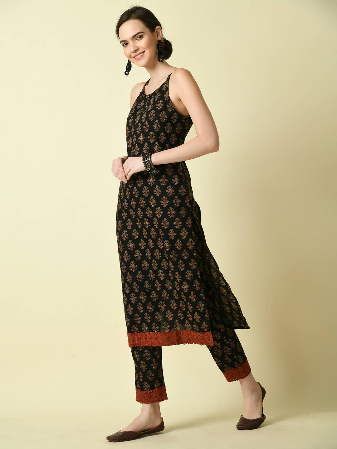 Myshka Women's Black Printed Kurta With Trouser