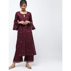 Cheera Straight Front Keyholl Eligant Kurta With Bell Sleeve Design