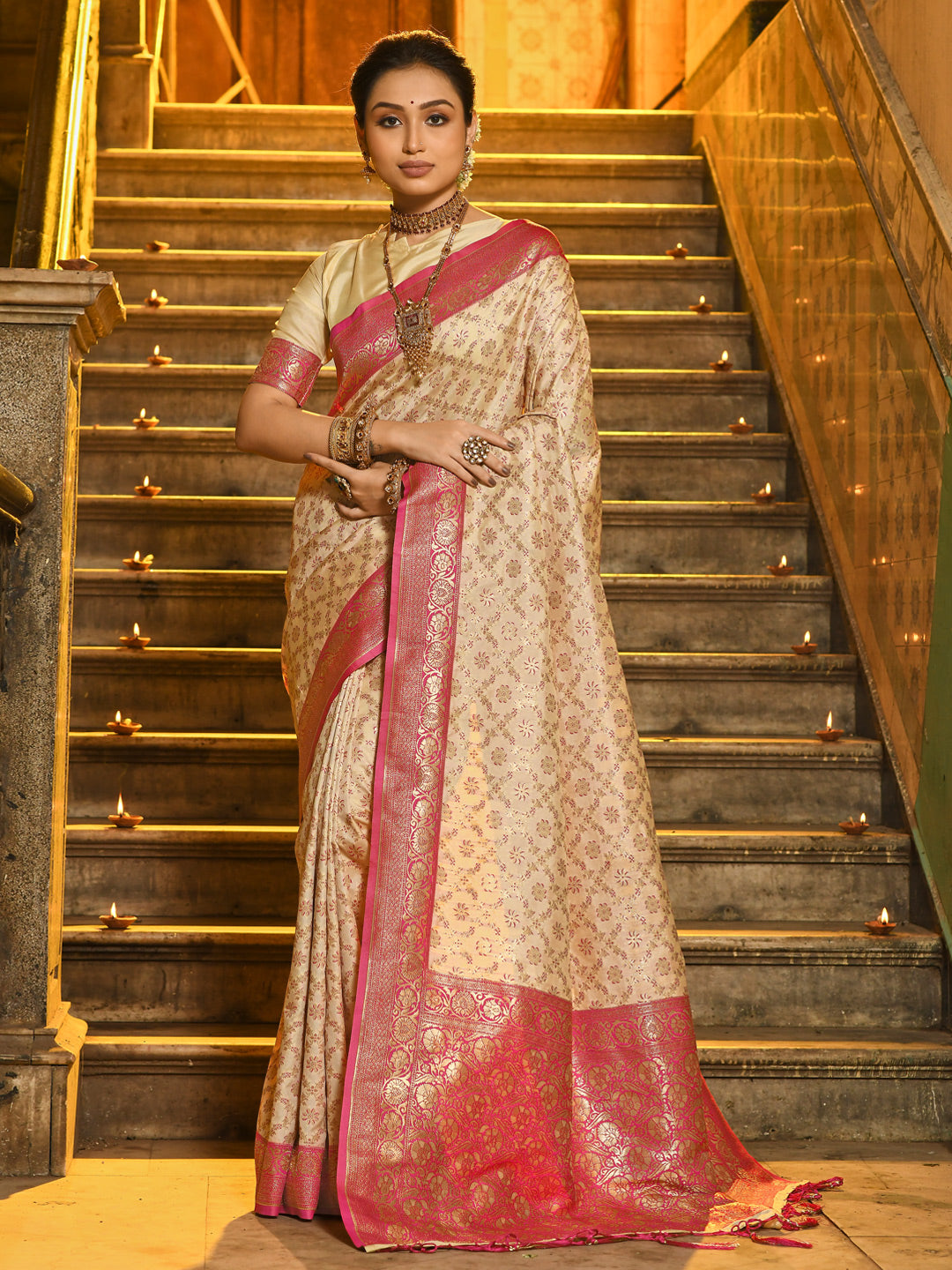 Anaita Off White Banarasi Saree With Blouse Piece - Distacart