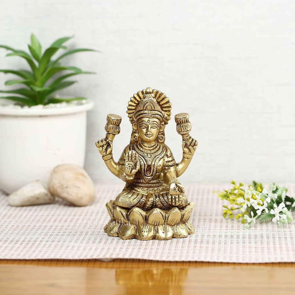 Collectible India Brass Lakshmi Goddess Statue