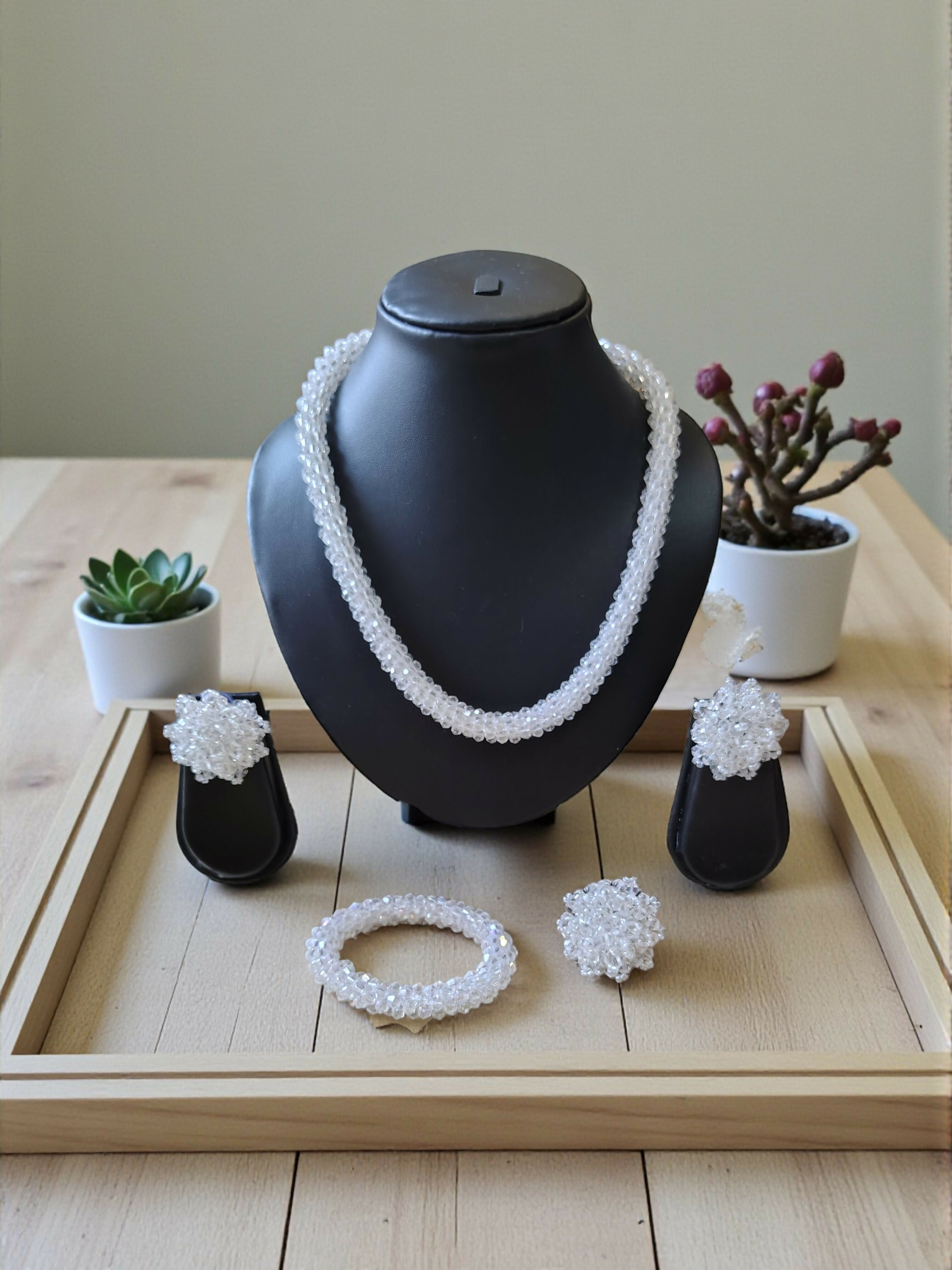 Inhanns Rangshine 4-In-1 Crystal Glam Set - Handmade - White
