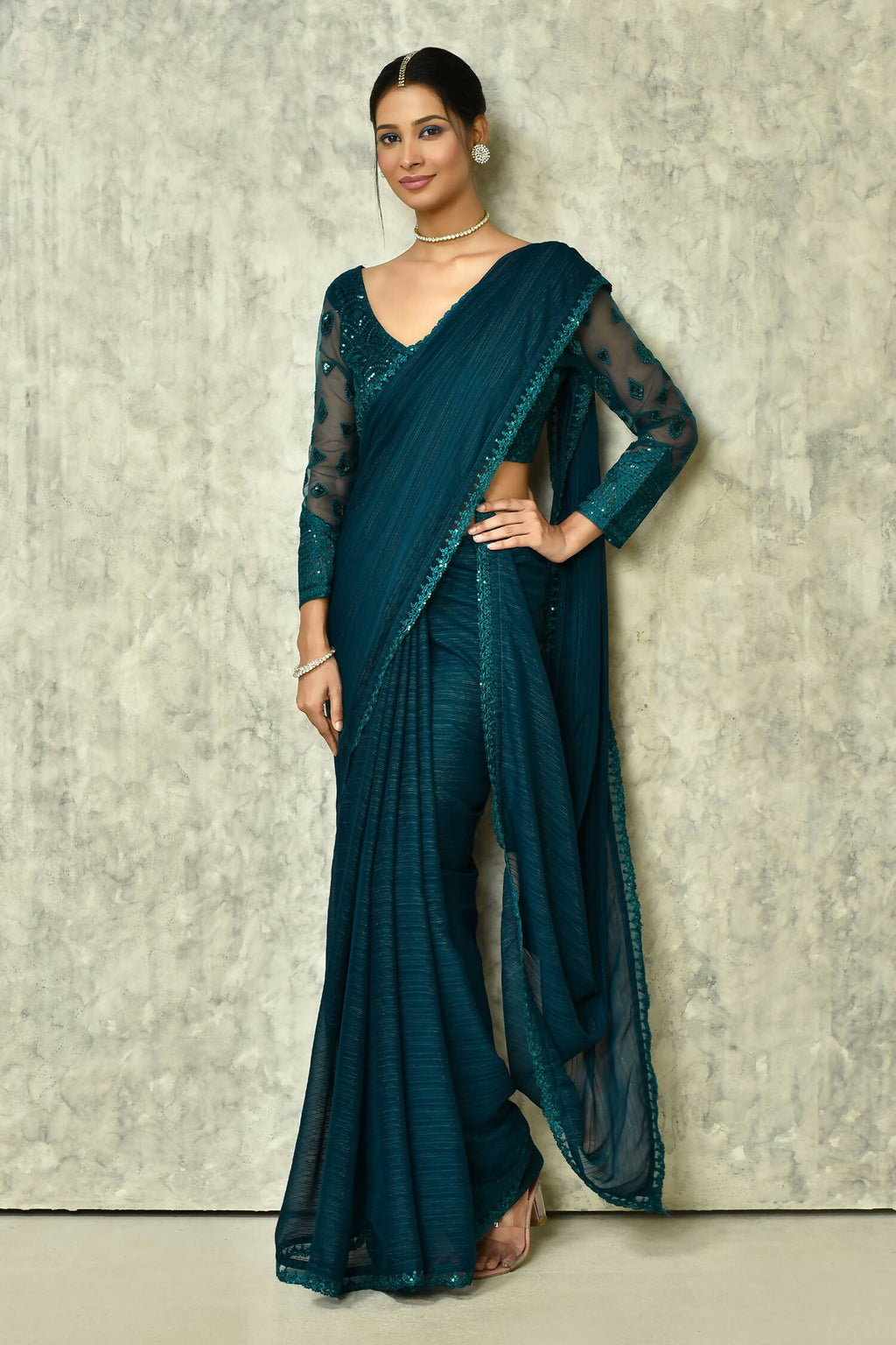 Teal Silk Solid Saree With Blouse Piece - Purvi