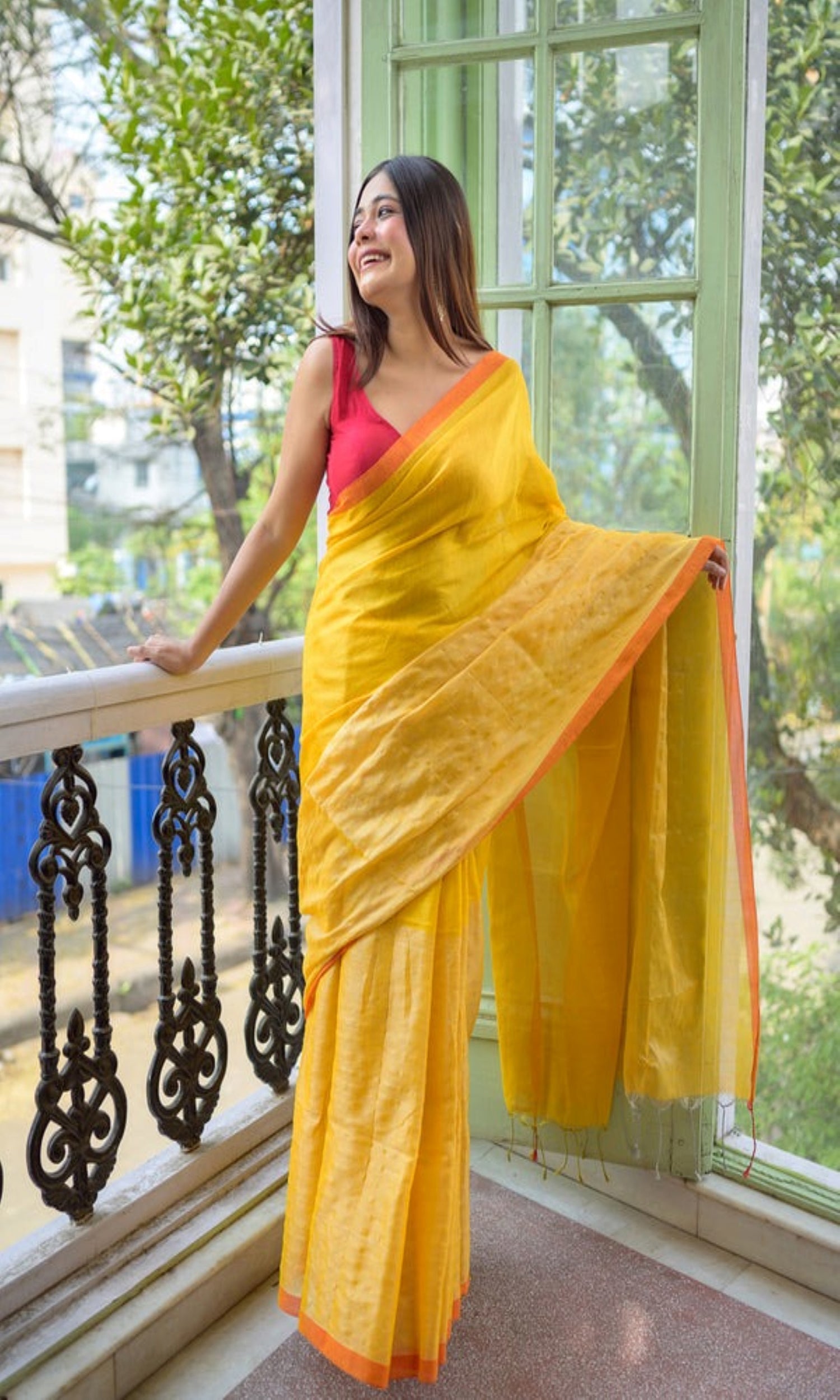 Piyari Fashion Yellow Handloom Tissue Saree - Distacart