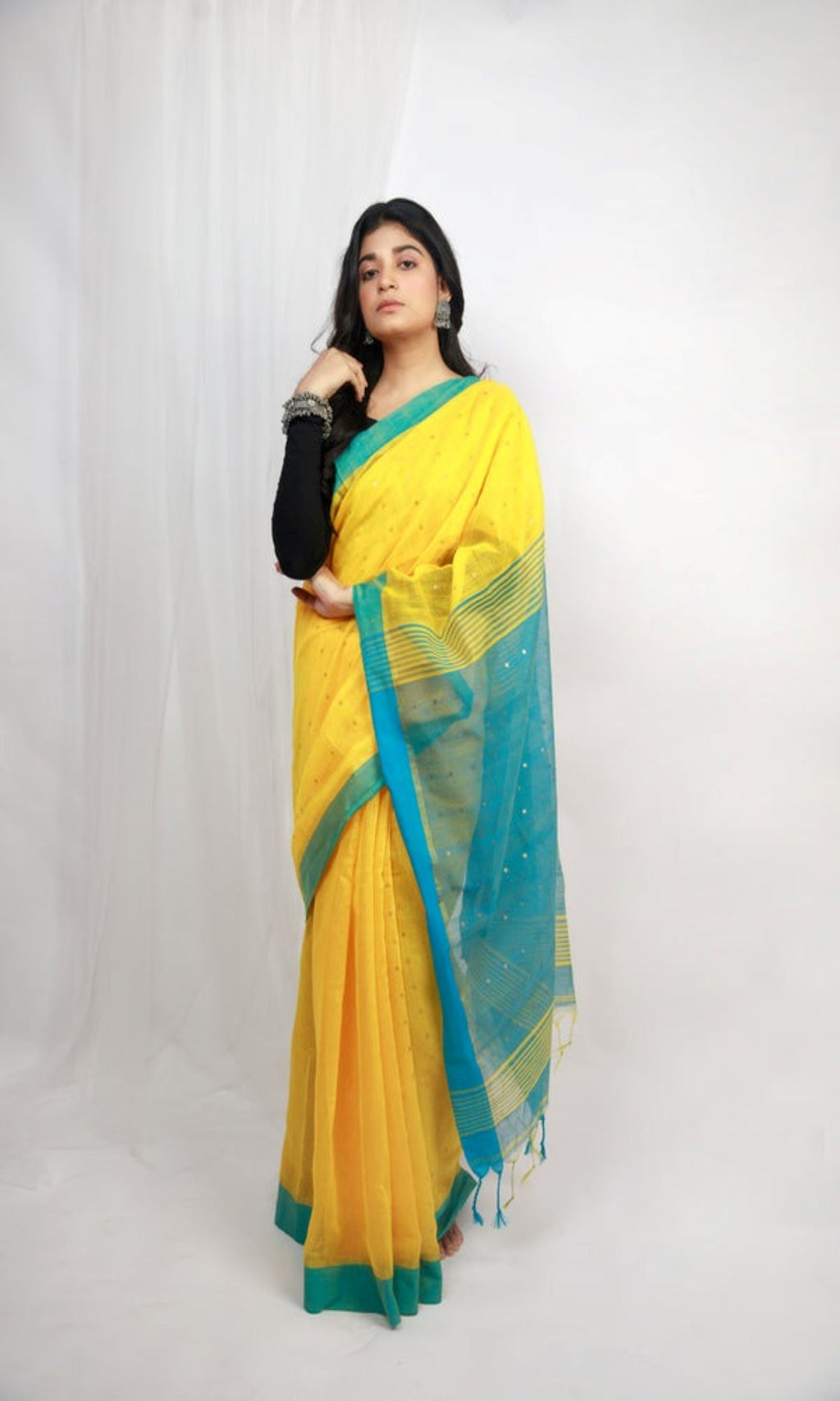 Piyari Fashion Handloom Cotton Blend Yellow Sequin Saree - Distacart
