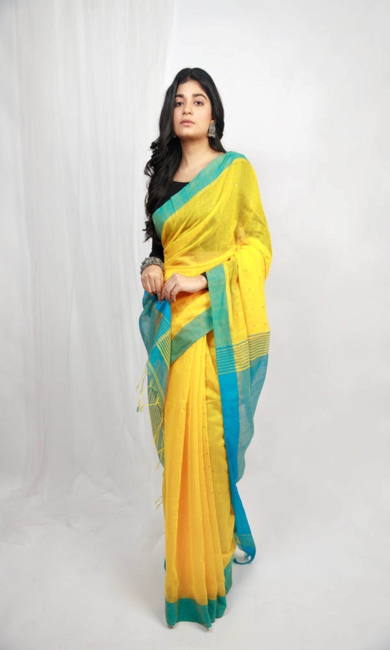 Piyari Fashion Handloom Cotton Blend Yellow Sequin Saree - Distacart