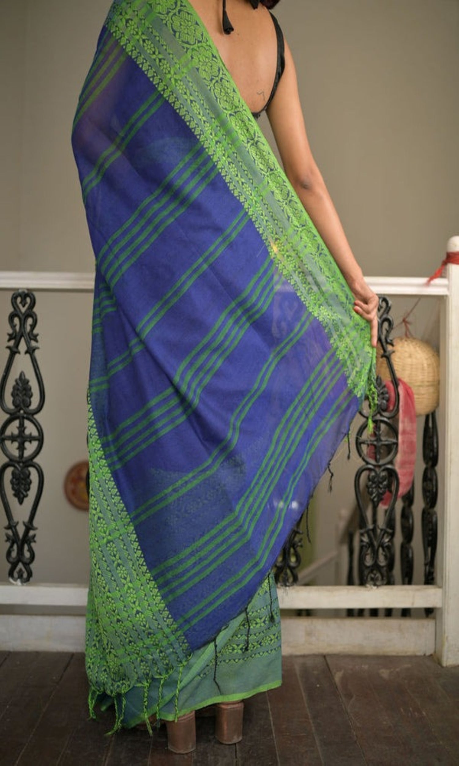 Piyari Fashion Handloom Blue Cotton Begampuri Saree - Distacart