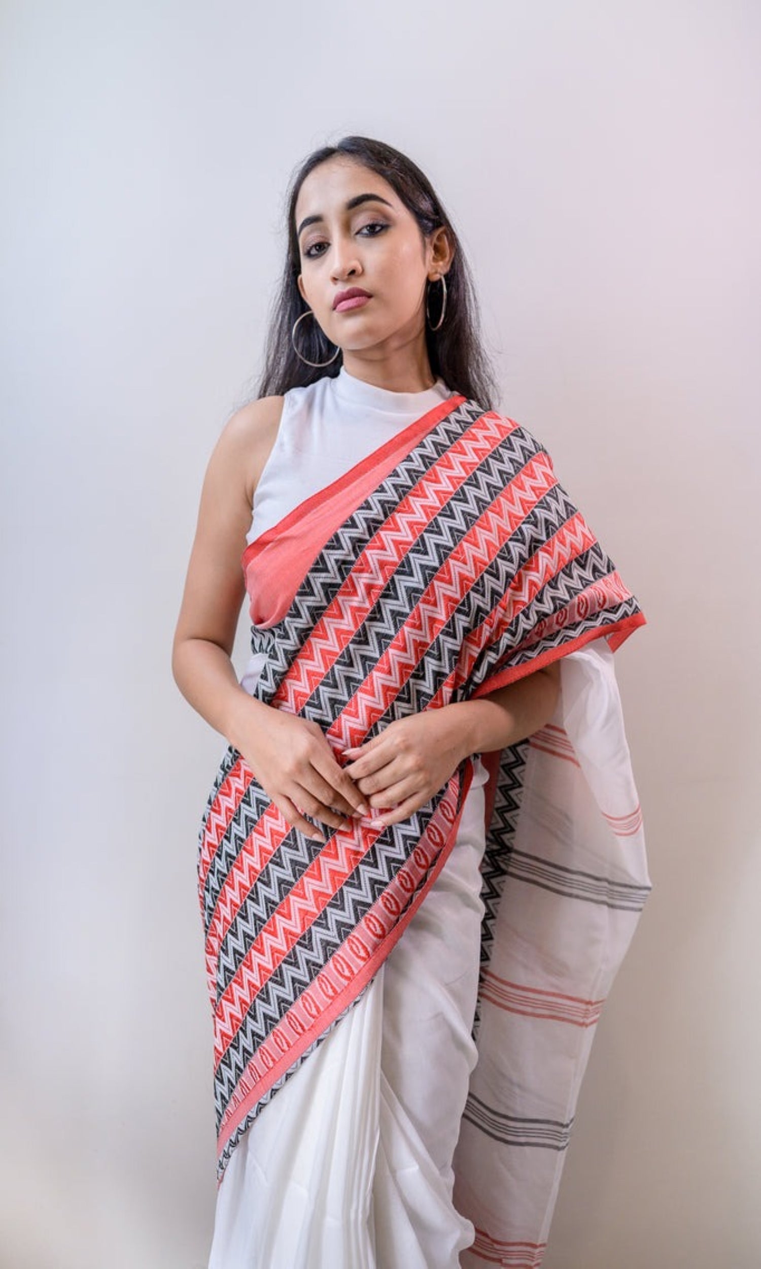 Piyari Fashion Handloom White Cotton Begampuri Saree - Distacart