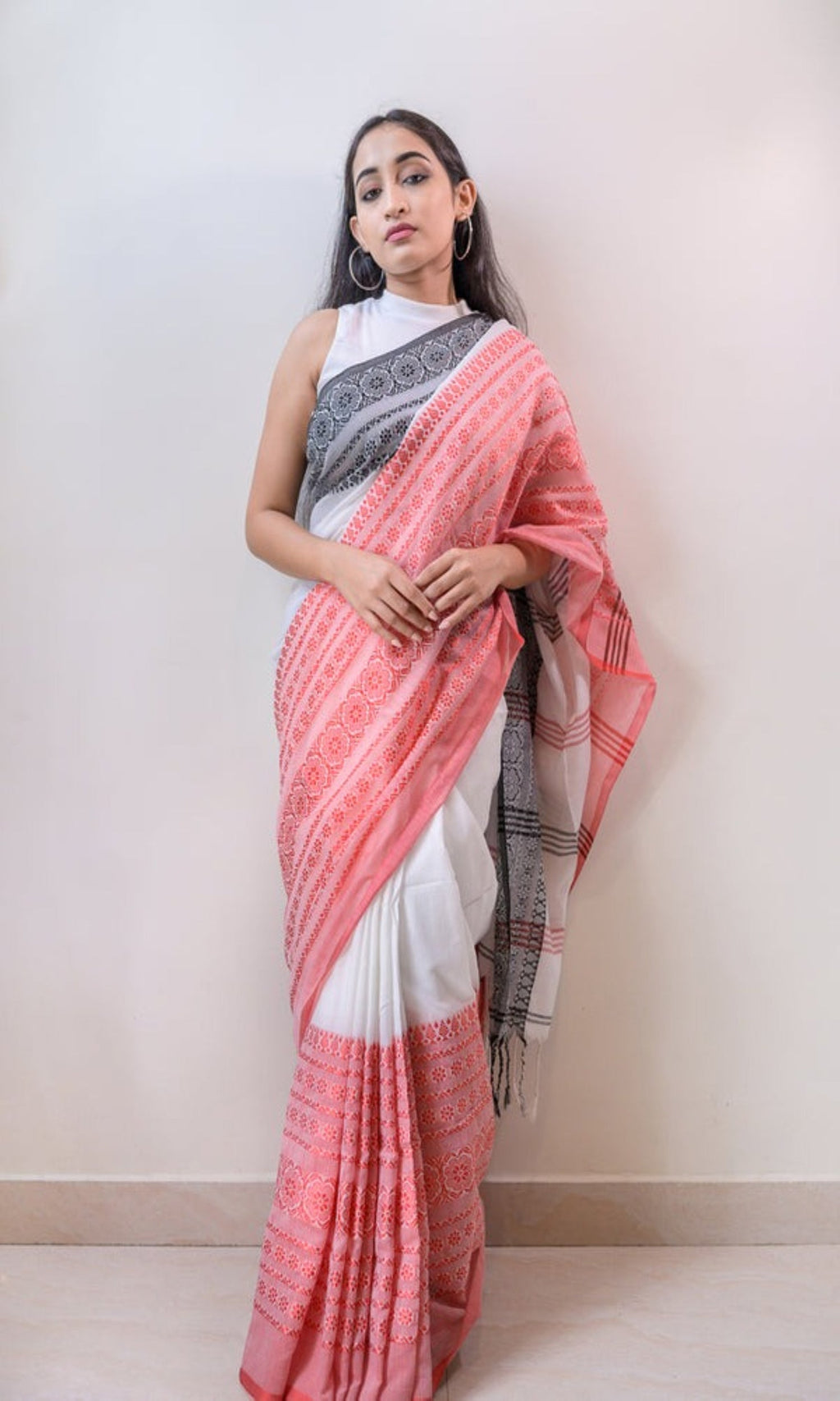 Piyari Fashion Handloom White Cotton Begampuri Saree - Distacart