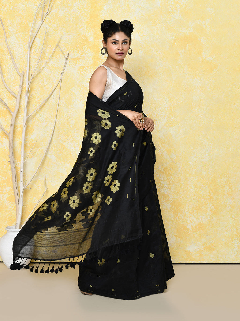 Piyari Fashion Women's Black Cotton Silk Jamdani Saree - Distacart