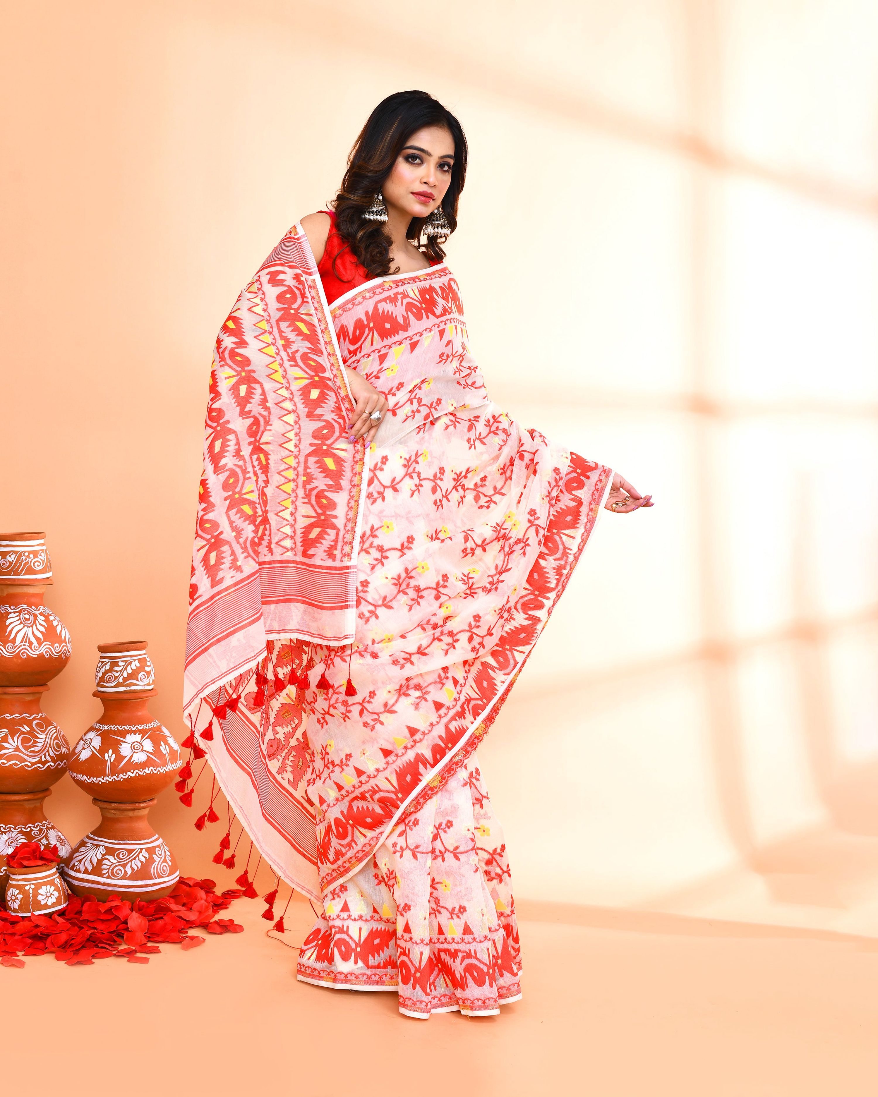Piyari Fashion Women's Off White Red Cotton Silk Jamdani Saree - Distacart