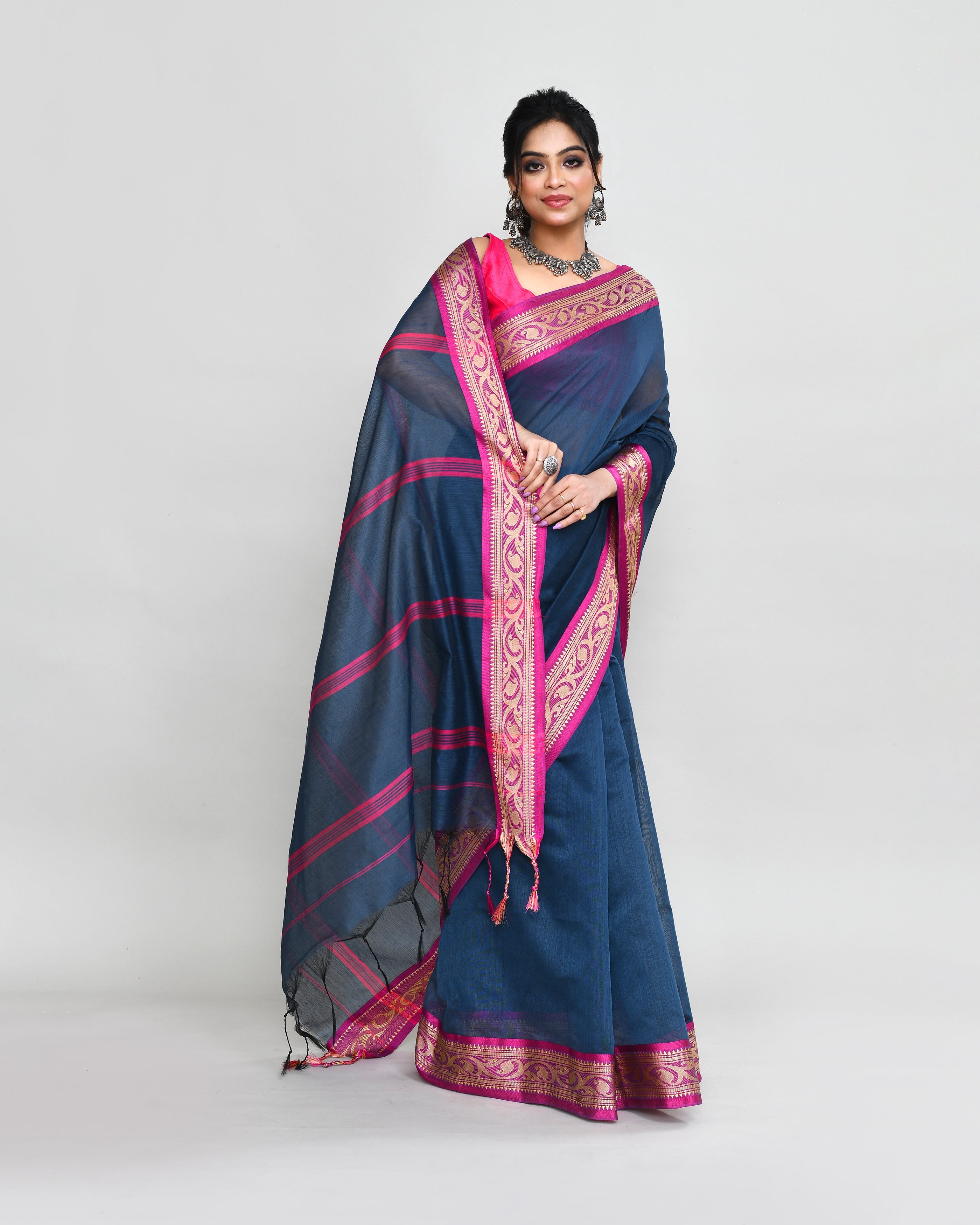 Piyari Fashion Women`s Cotton Silk Charcoal Handloom Saree With Blouse - Distacart