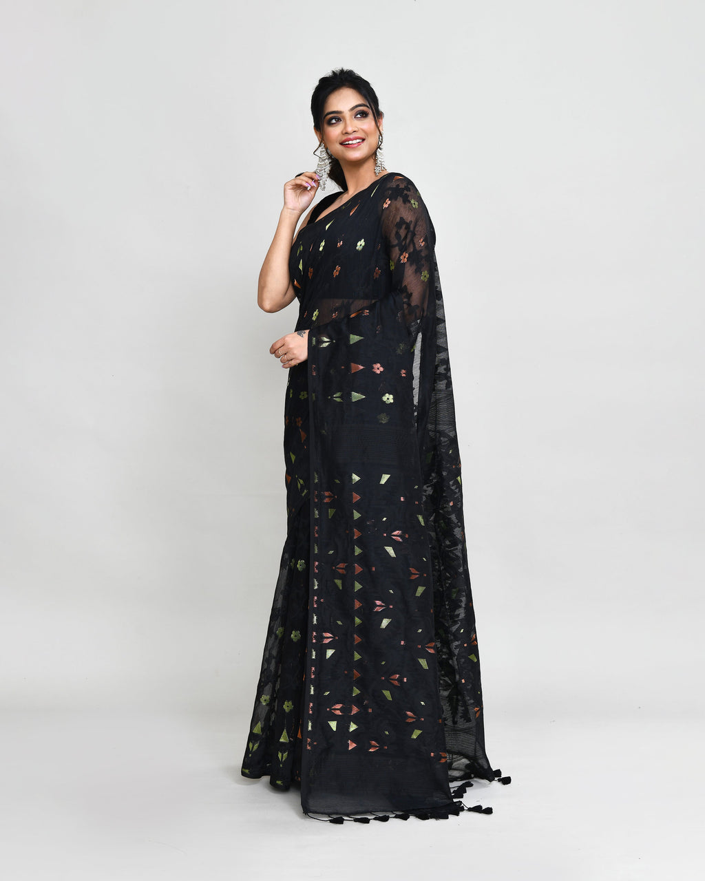 Piyari Fashion Women's Black Cotton Silk Jamdani Saree With Tassels - Distacart
