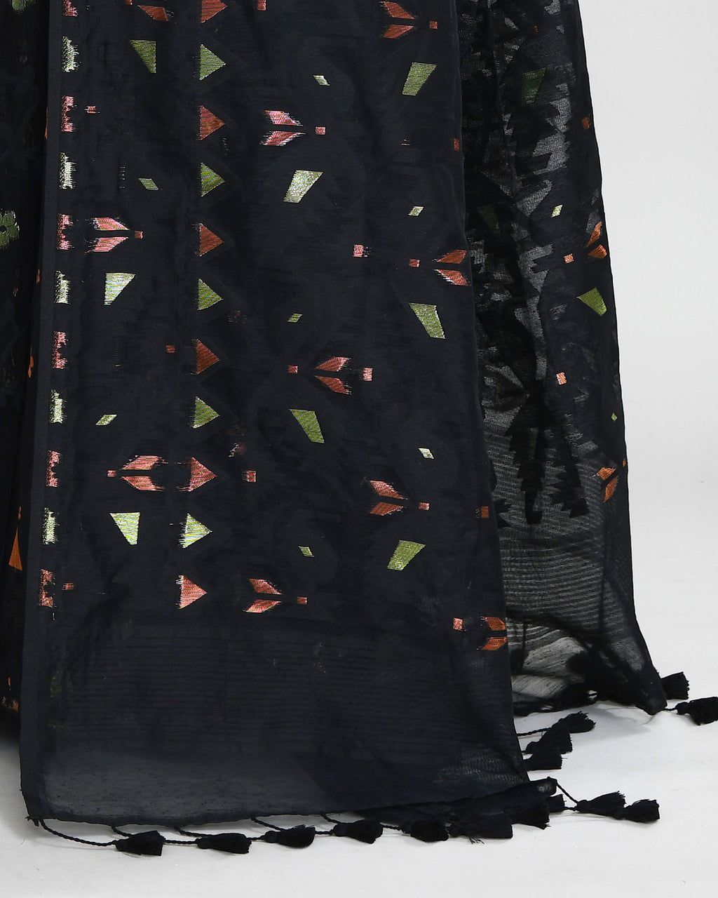 Piyari Fashion Women's Black Cotton Silk Jamdani Saree With Tassels - Distacart