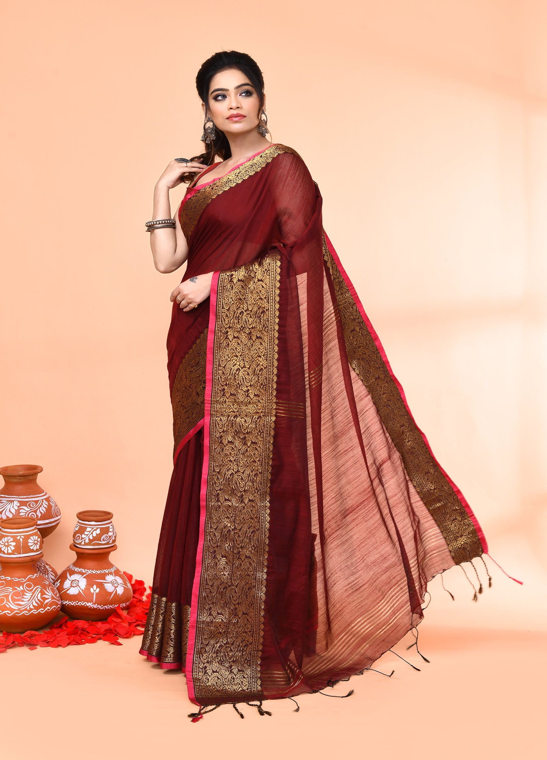 Piyari Fashion Women`s Cotton Blend Maroon Handloom Saree With Blouse - Distacart