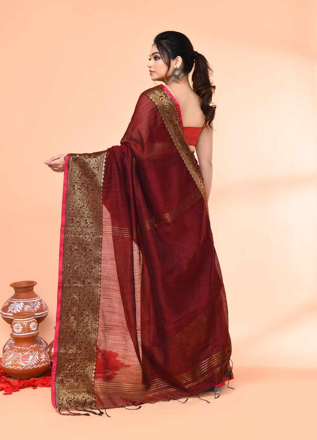 Piyari Fashion Women`s Cotton Blend Maroon Handloom Saree With Blouse - Distacart