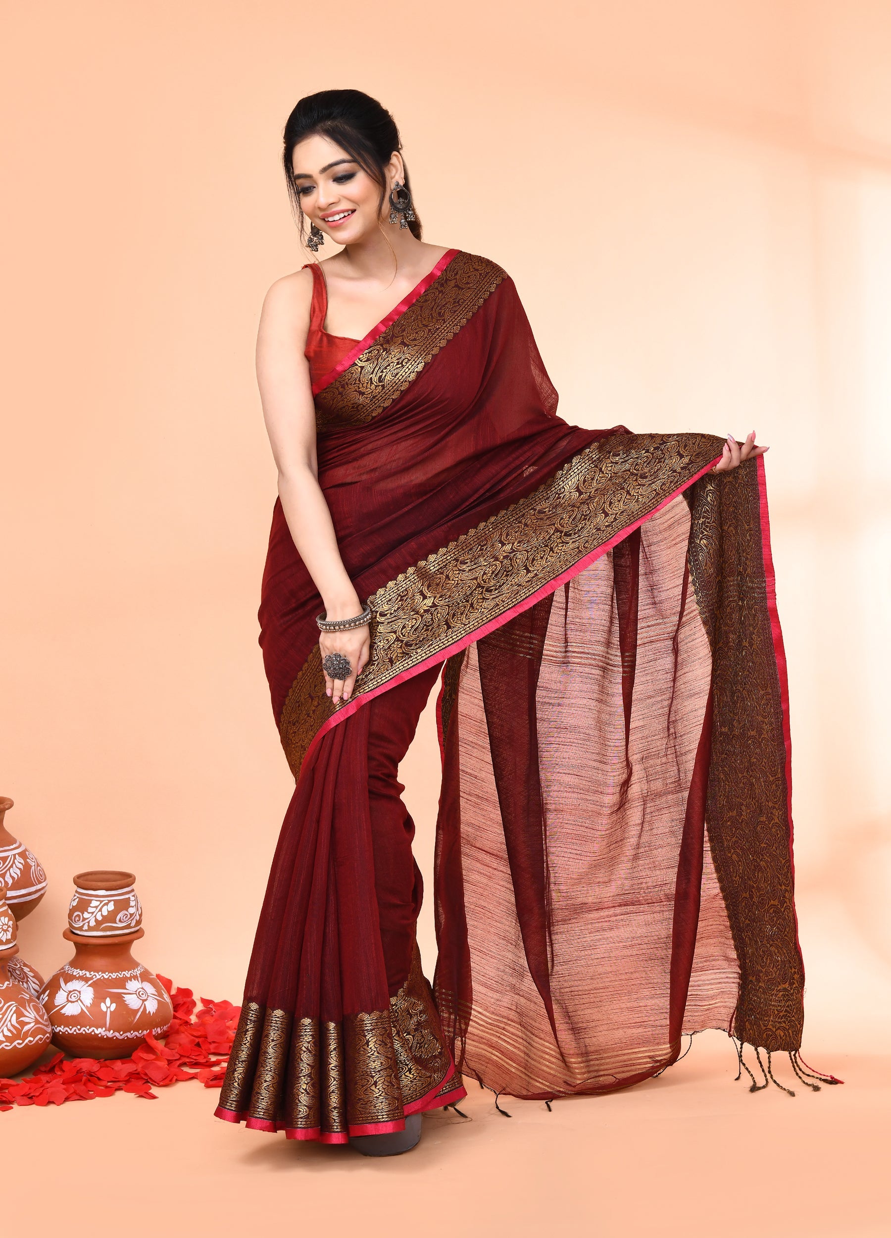 Piyari Fashion Women`s Cotton Blend Maroon Handloom Saree With Blouse - Distacart