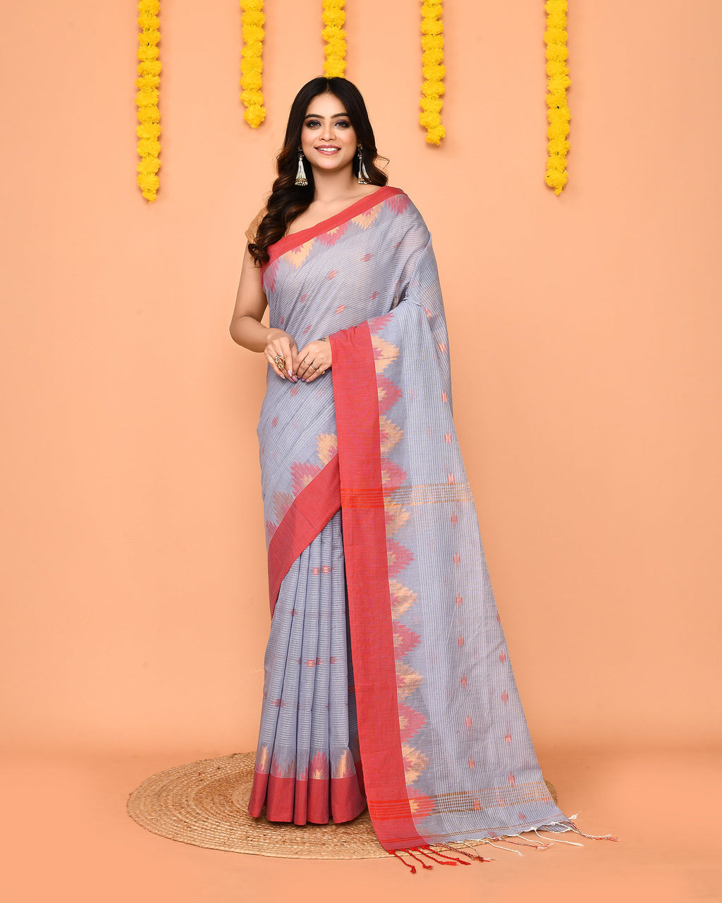 Piyari Fashion Women's Sky Blue Cotton Blend Handloom Saree With Red Temple Border - Distacart