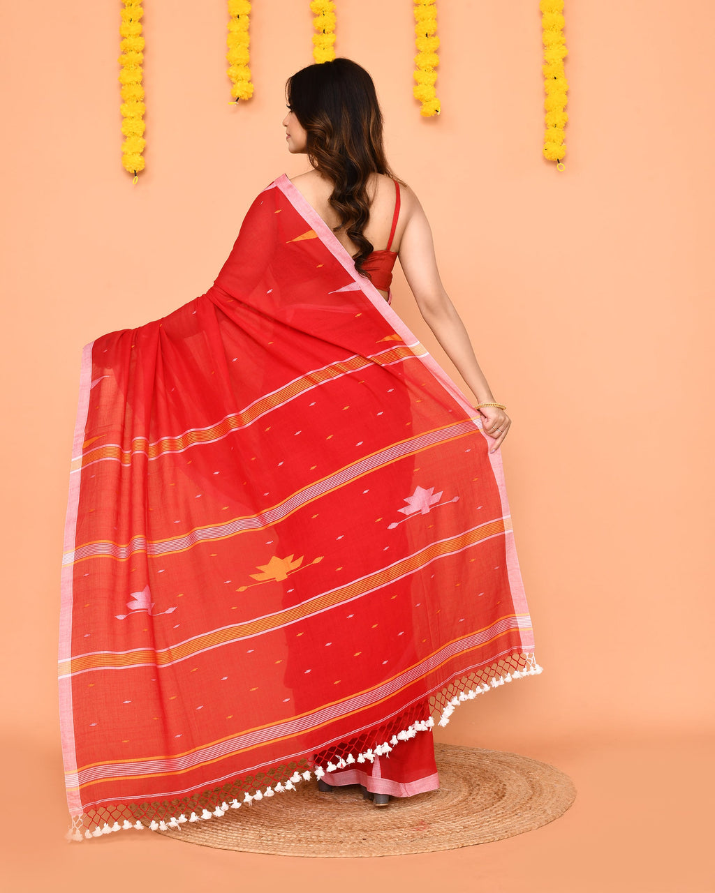 Piyari Fashion Soft Mul Cotton Red Jamdani Saree With Net Tassels - Distacart