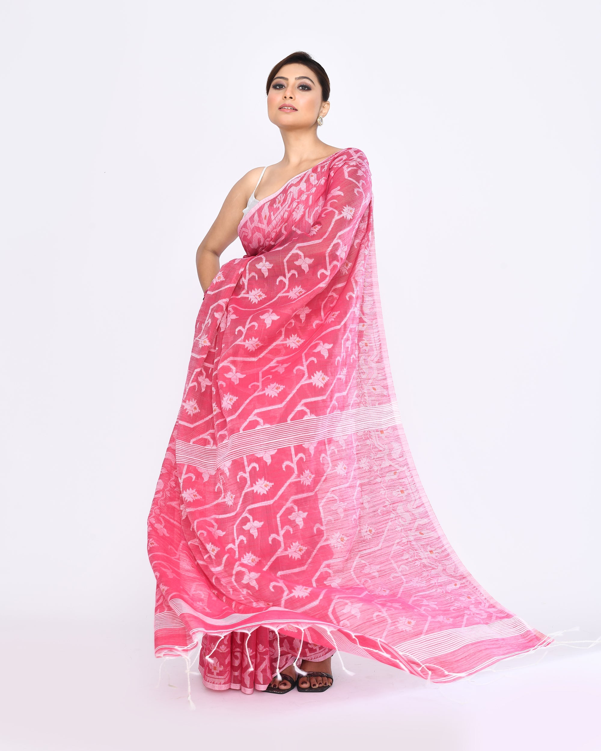 Piyari Fashion Women's Pink Embellished Cotton Blend Jamdani Saree - Distacart