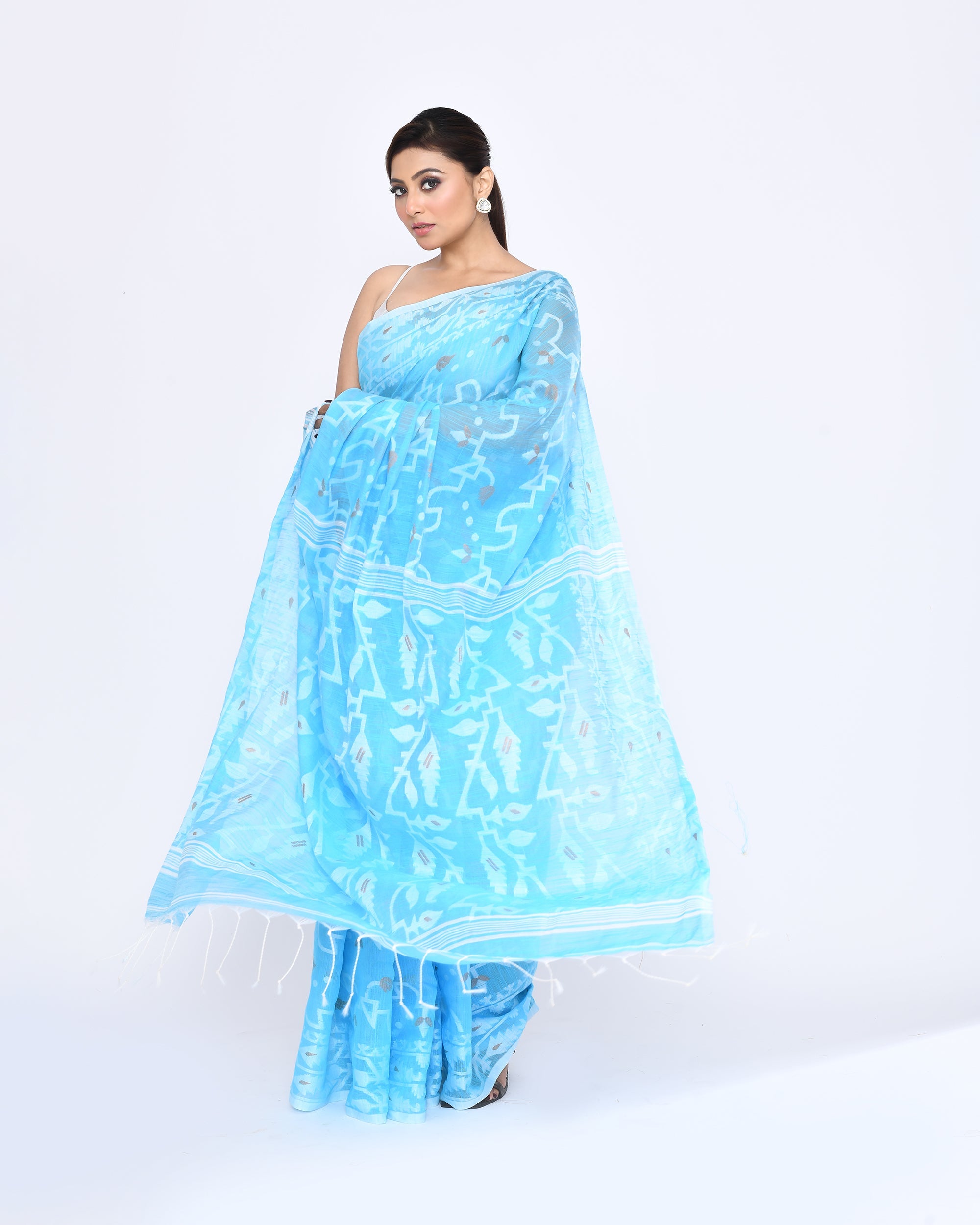 Piyari Fashion Women's Turquoise Embellished Cotton Blend Jamdani Saree - Distacart