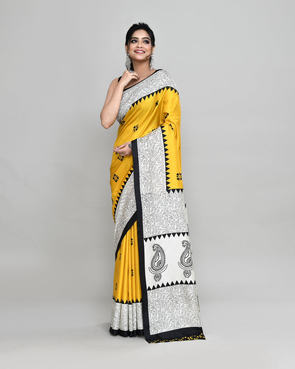 Piyari Fashion PIyari Fashion Golden Printed Saree With Blouse - Distacart