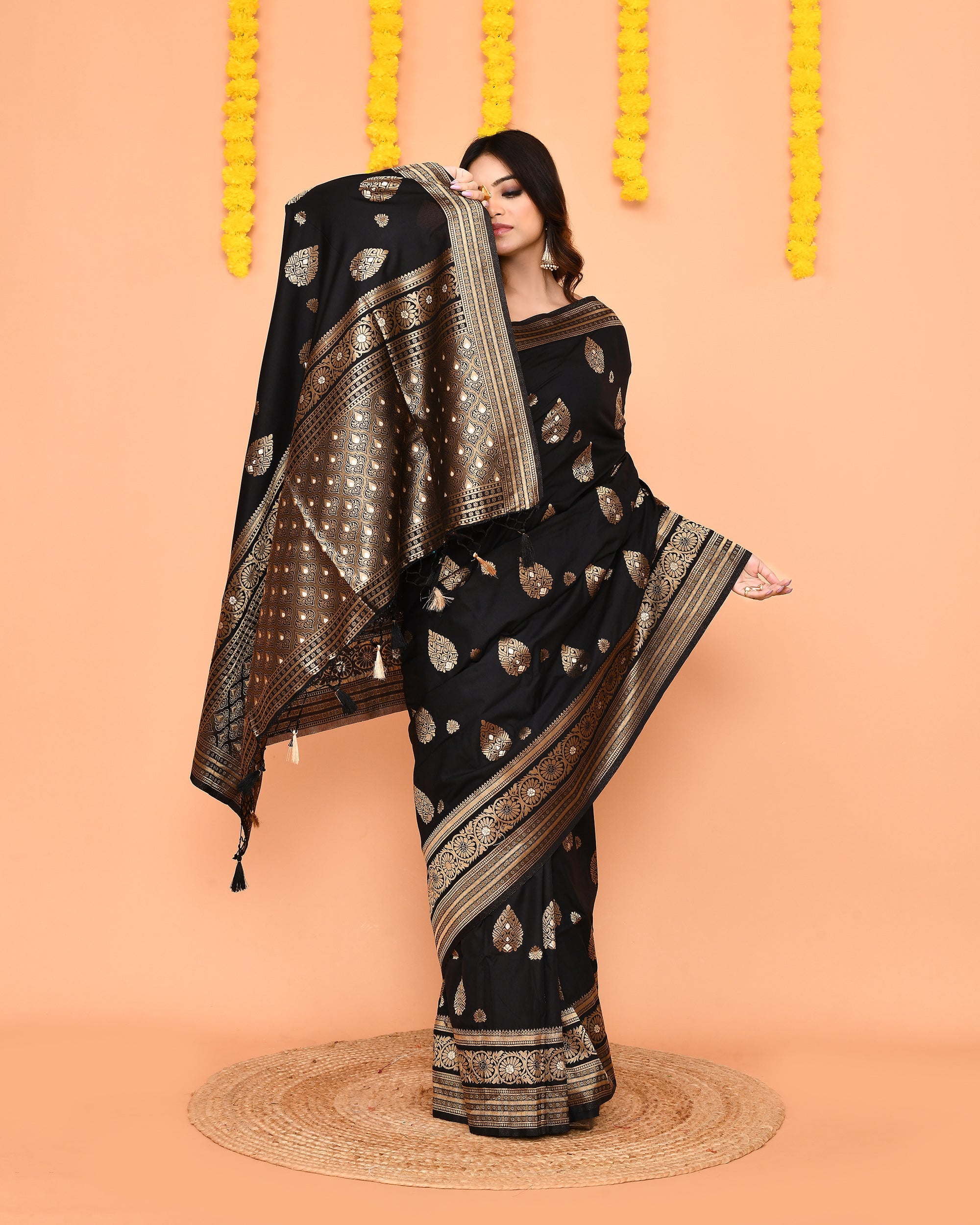 Piyari Fashion Women's Handloom Black Bangalore Silk Saree With Zari Border - Distacart