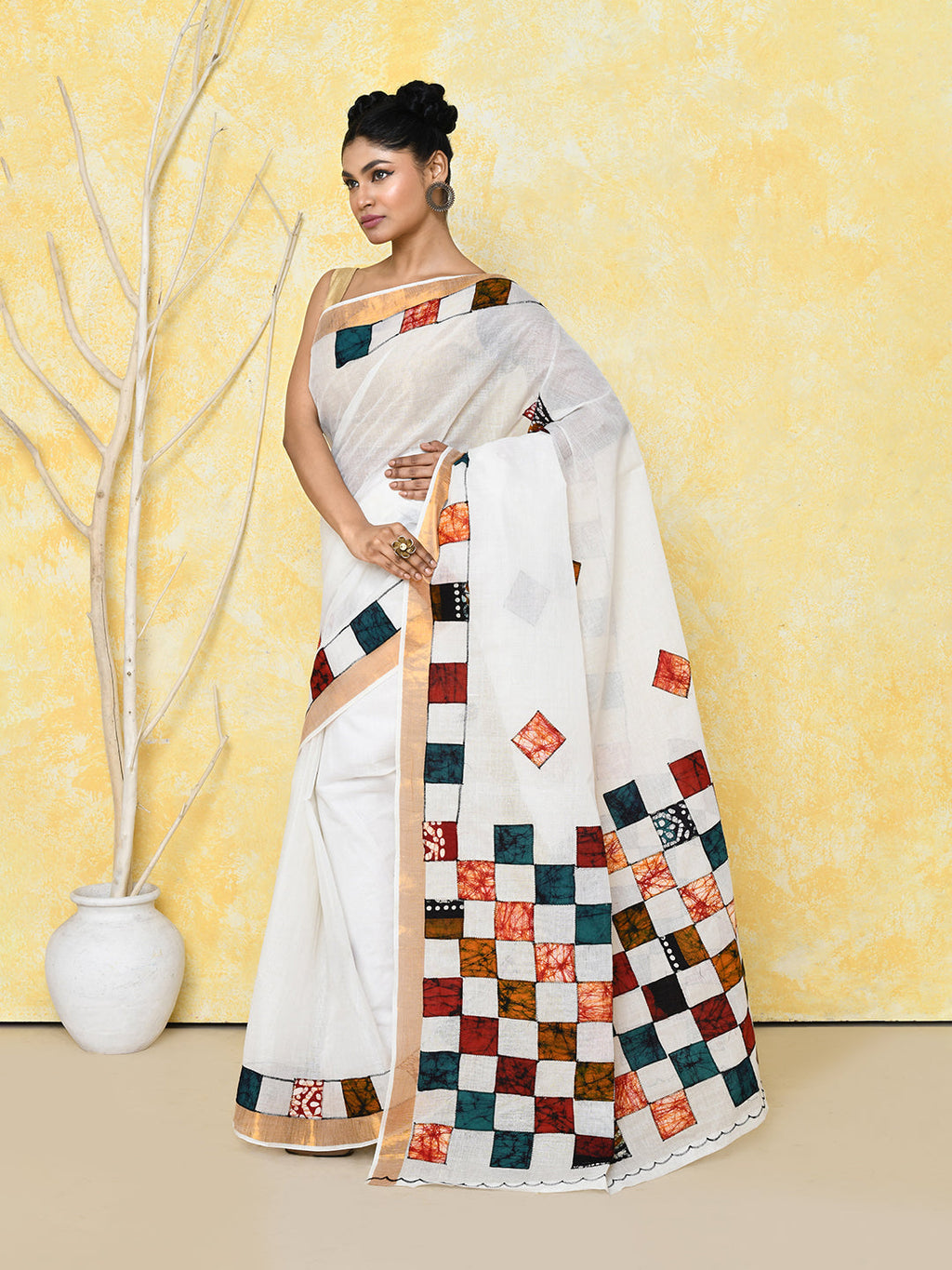 Piyari Fashion Women's White Exclusive Applique Saree With Blouse Piece - Distacart