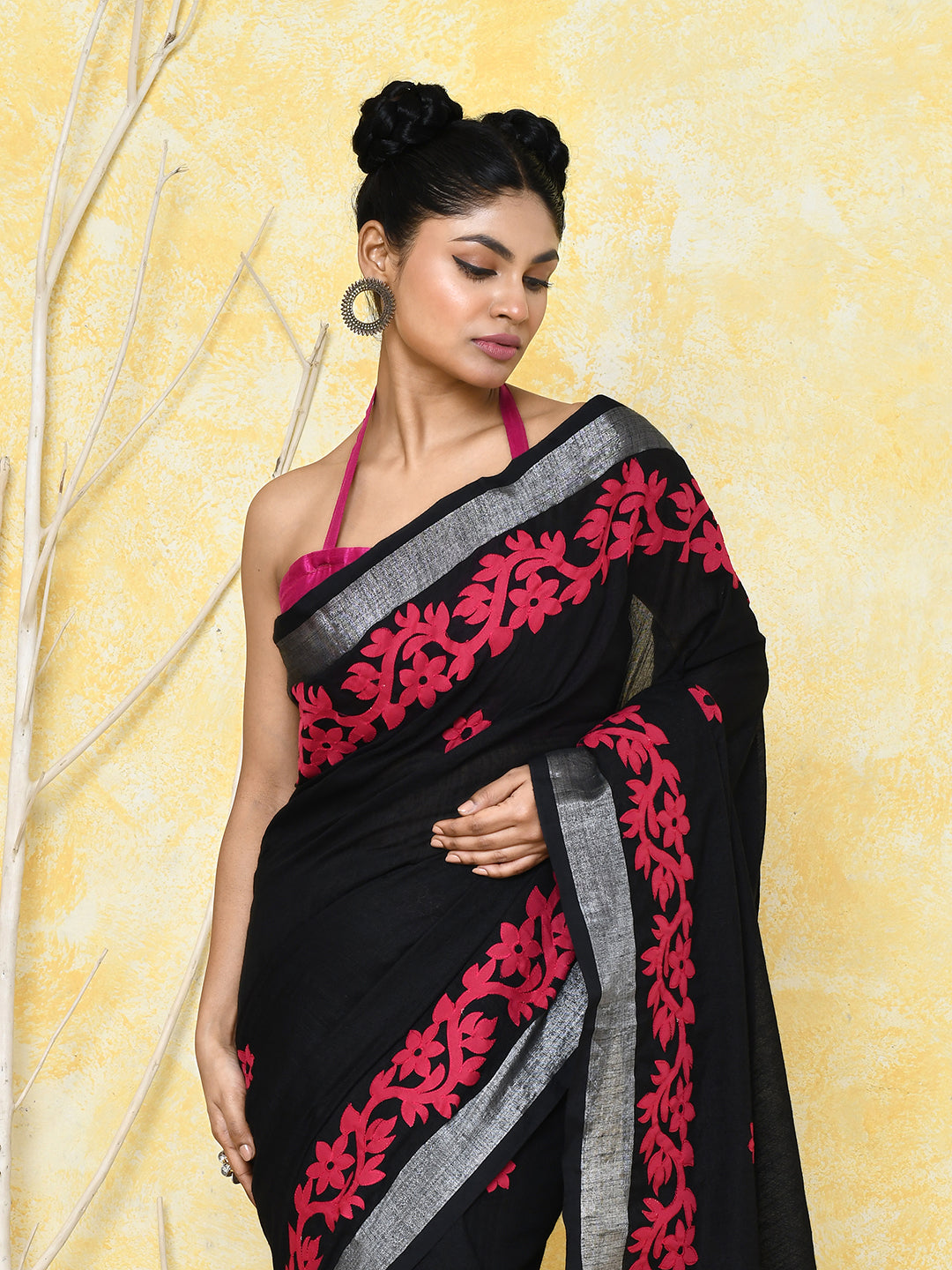 Piyari Fashion Women's Black Exclusive Applique Saree With Blouse Piece - Distacart