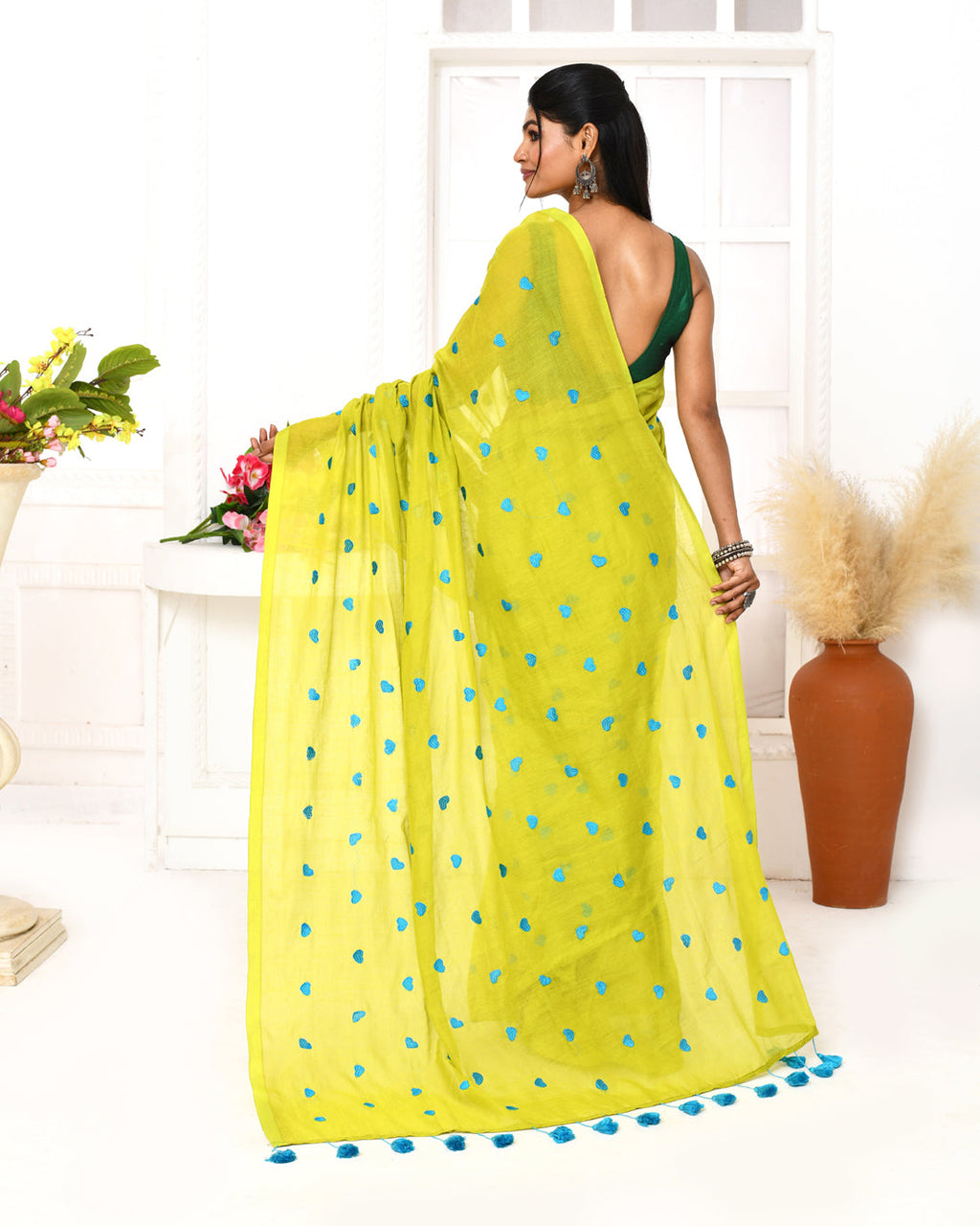 Piyari Fashion Women's Lemon Exclusive Embroidery Saree - Distacart