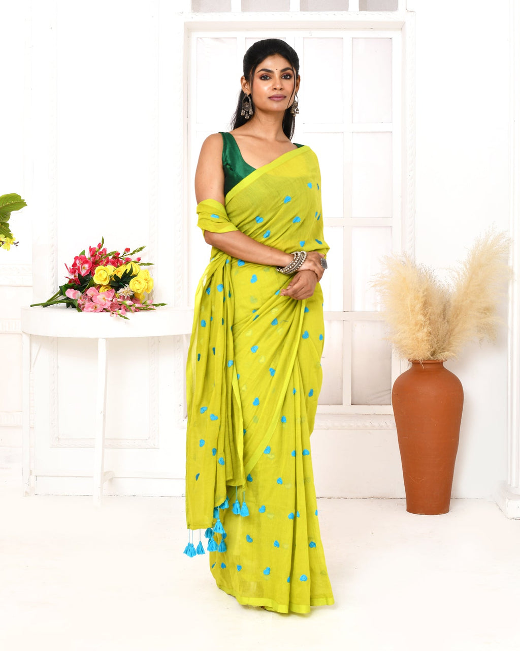 Piyari Fashion Women's Lemon Exclusive Embroidery Saree - Distacart